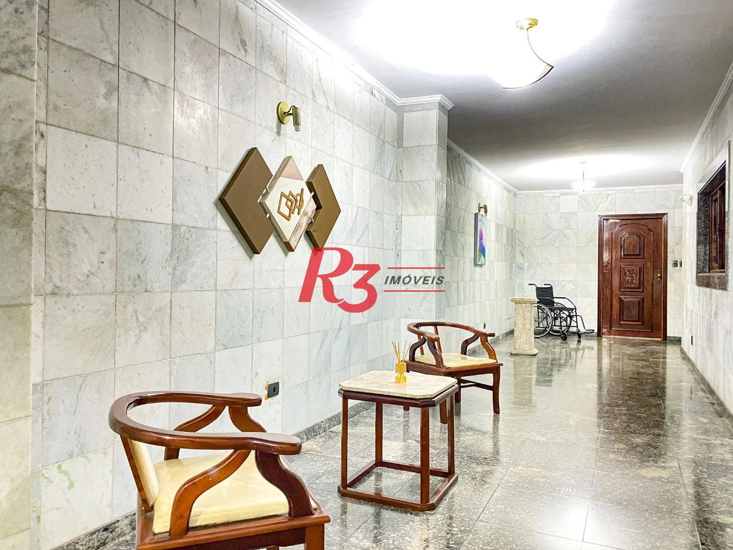 Apartamento com 2 dormitórios à venda, 94 m² por R$ 745.000,00 - Campo Grande - Santos/SP