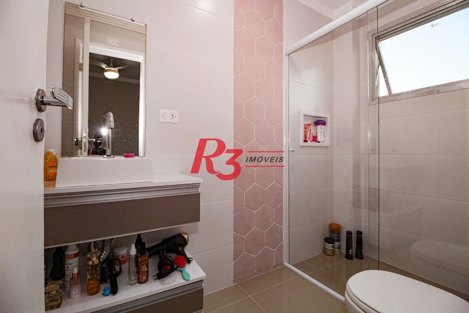 Apartamento com 2 dormitórios à venda, 94 m² por R$ 745.000,00 - Campo Grande - Santos/SP