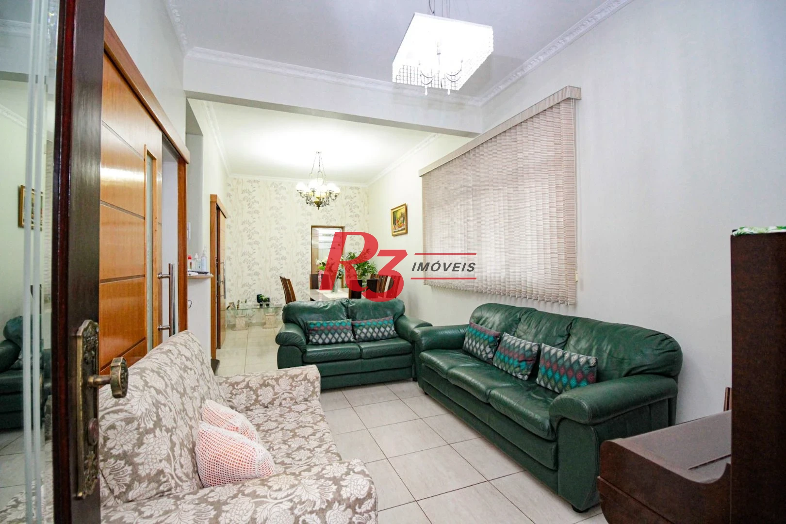 Sobrado com 4 dormitórios à venda, 150 m² por R$ 2.000.000,00 - Gonzaga - Santos/SP