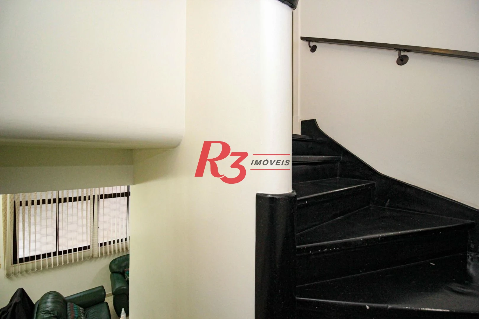 Sobrado com 4 dormitórios à venda, 150 m² por R$ 2.000.000,00 - Gonzaga - Santos/SP