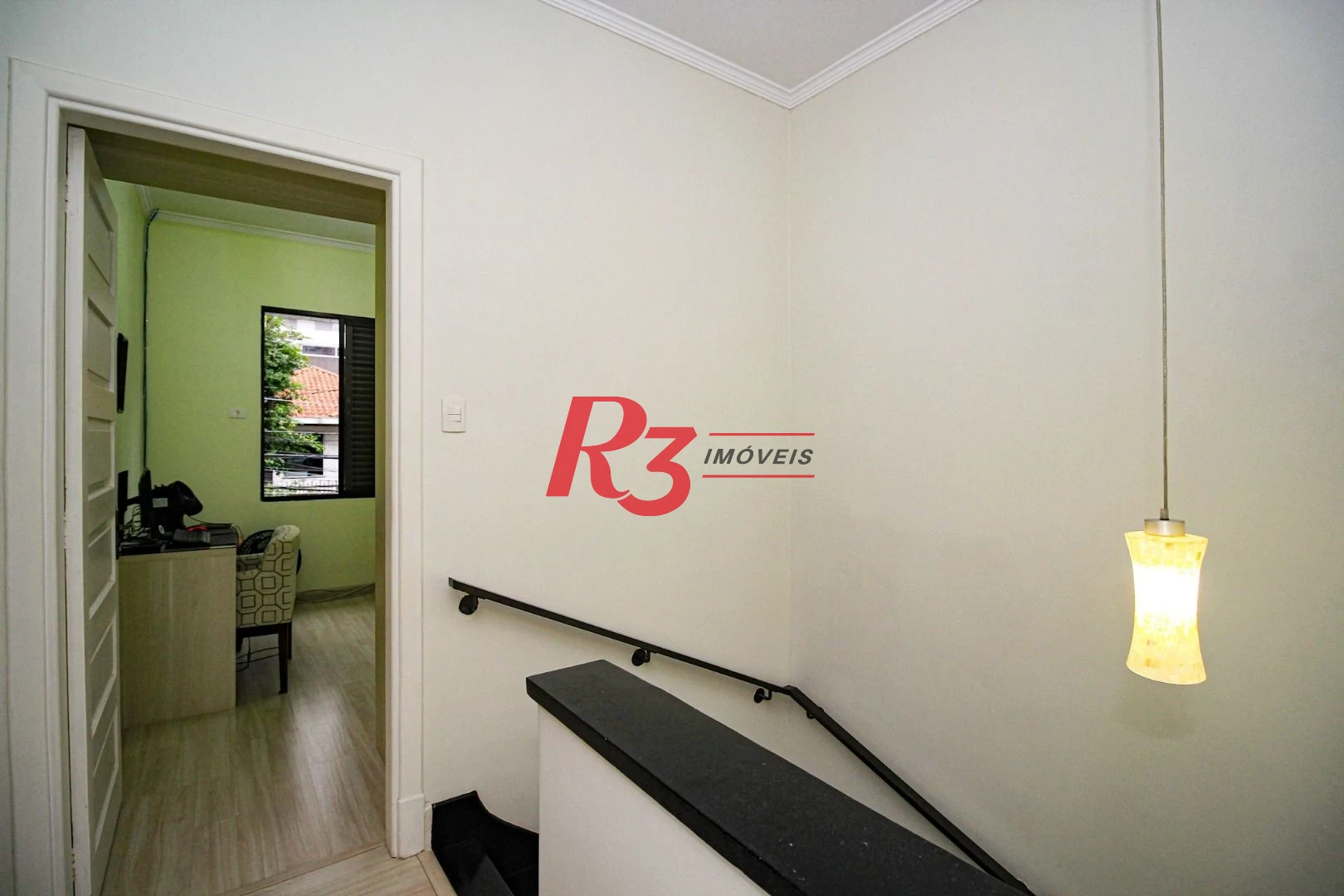 Sobrado com 4 dormitórios à venda, 150 m² por R$ 2.000.000,00 - Gonzaga - Santos/SP