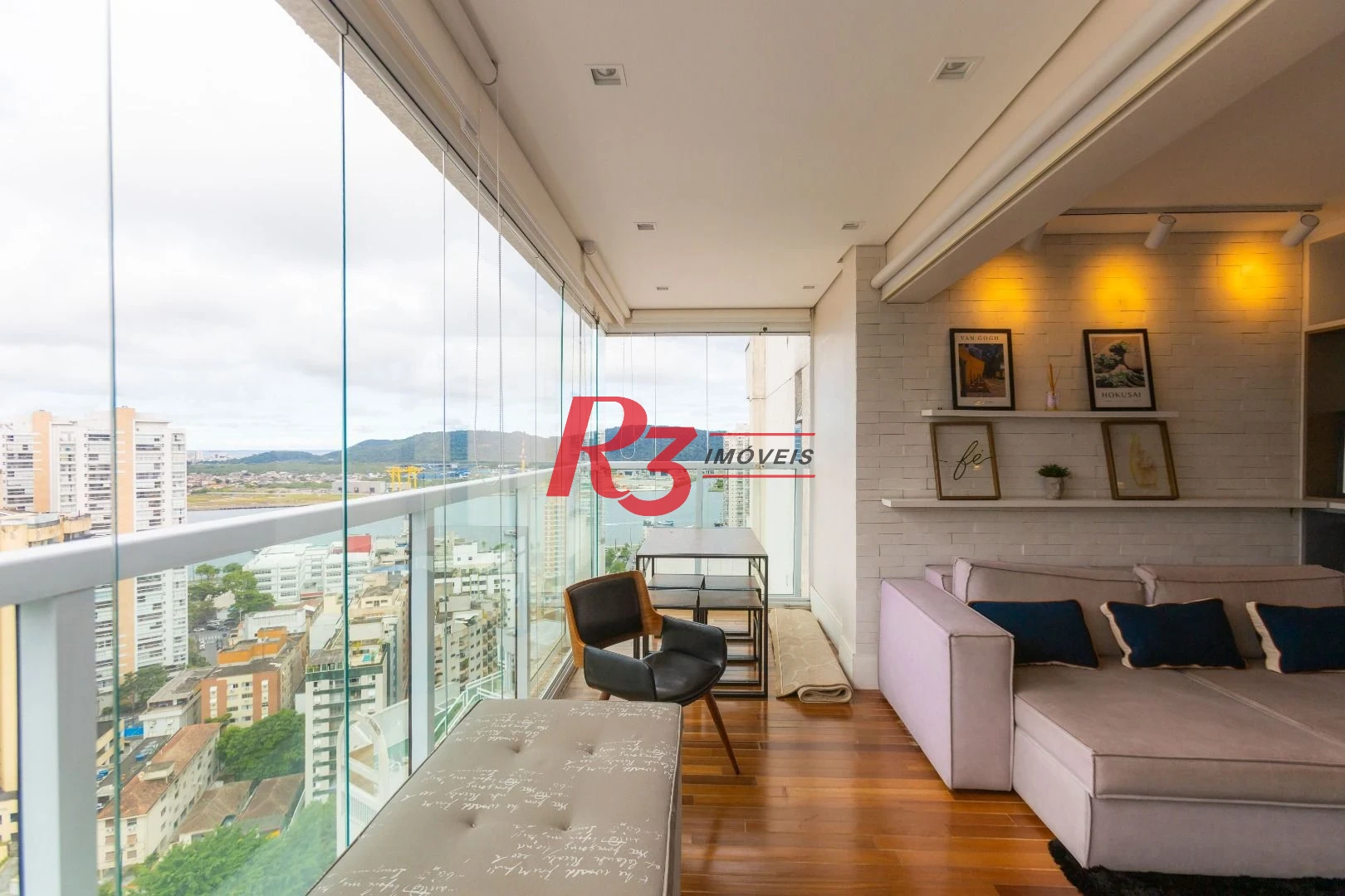 Apartamento com 1 dormitório à venda, 50 m² por R$ 950.000,00 - Ponta da Praia - Santos/SP