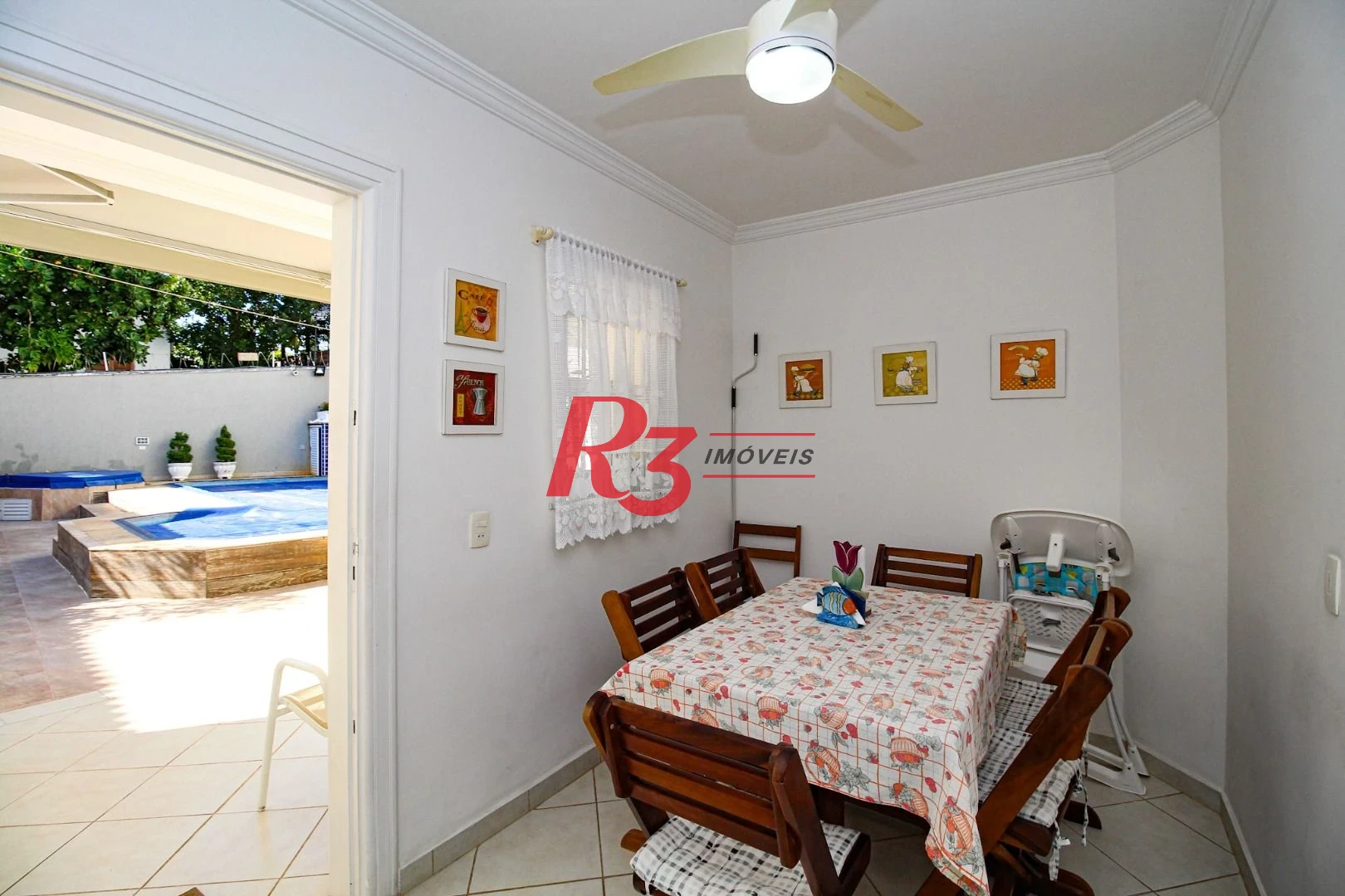 Sobrado à venda, 340 m² por R$ 3.200.000,00 - Loteamento João Batista Julião - Guarujá/SP