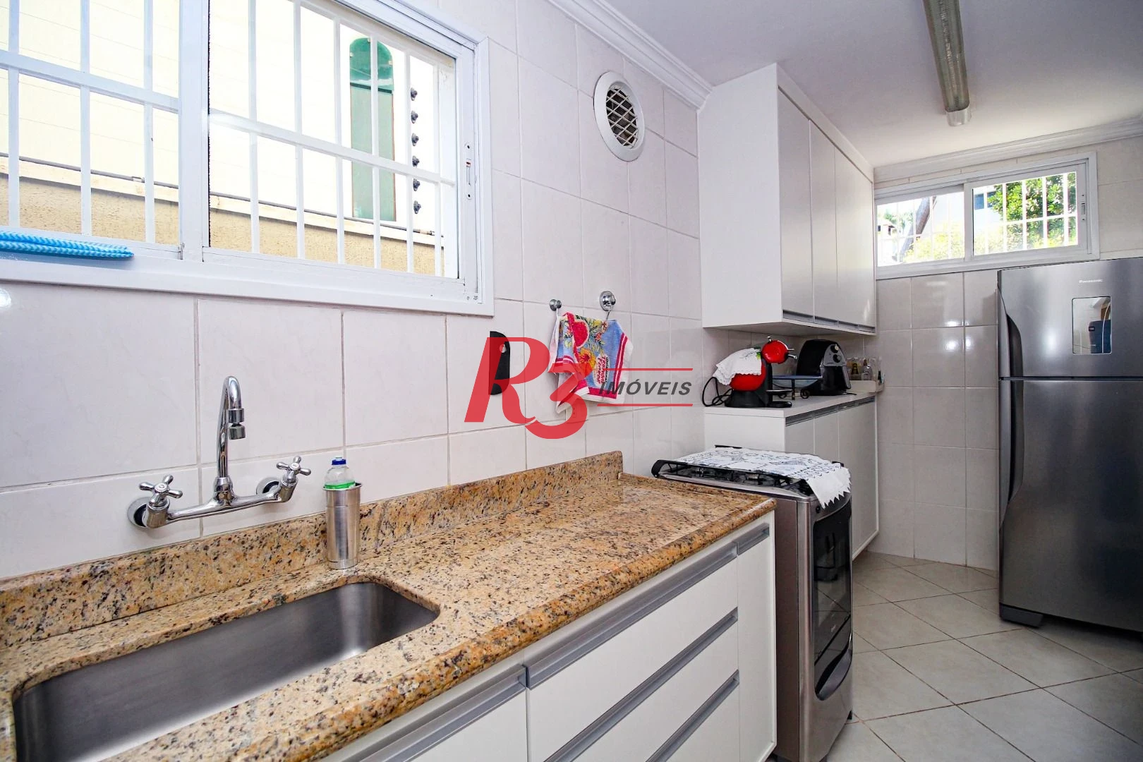 Sobrado à venda, 340 m² por R$ 3.200.000,00 - Loteamento João Batista Julião - Guarujá/SP