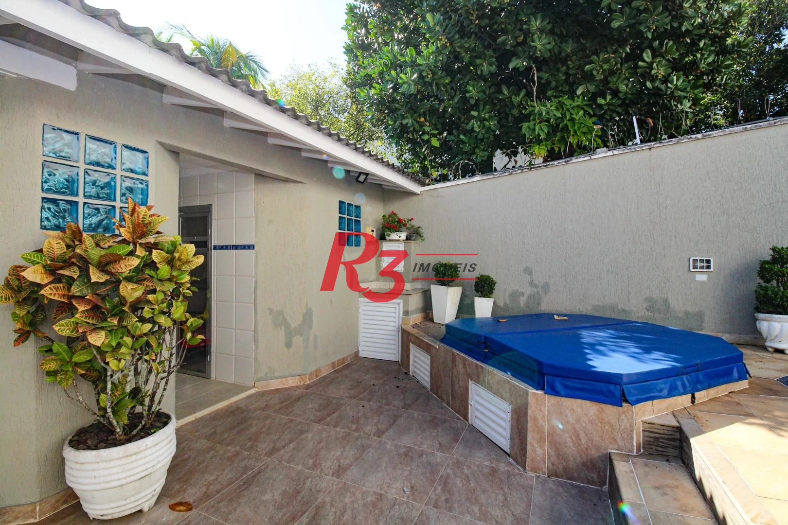 Sobrado à venda, 340 m² por R$ 3.200.000,00 - Loteamento João Batista Julião - Guarujá/SP