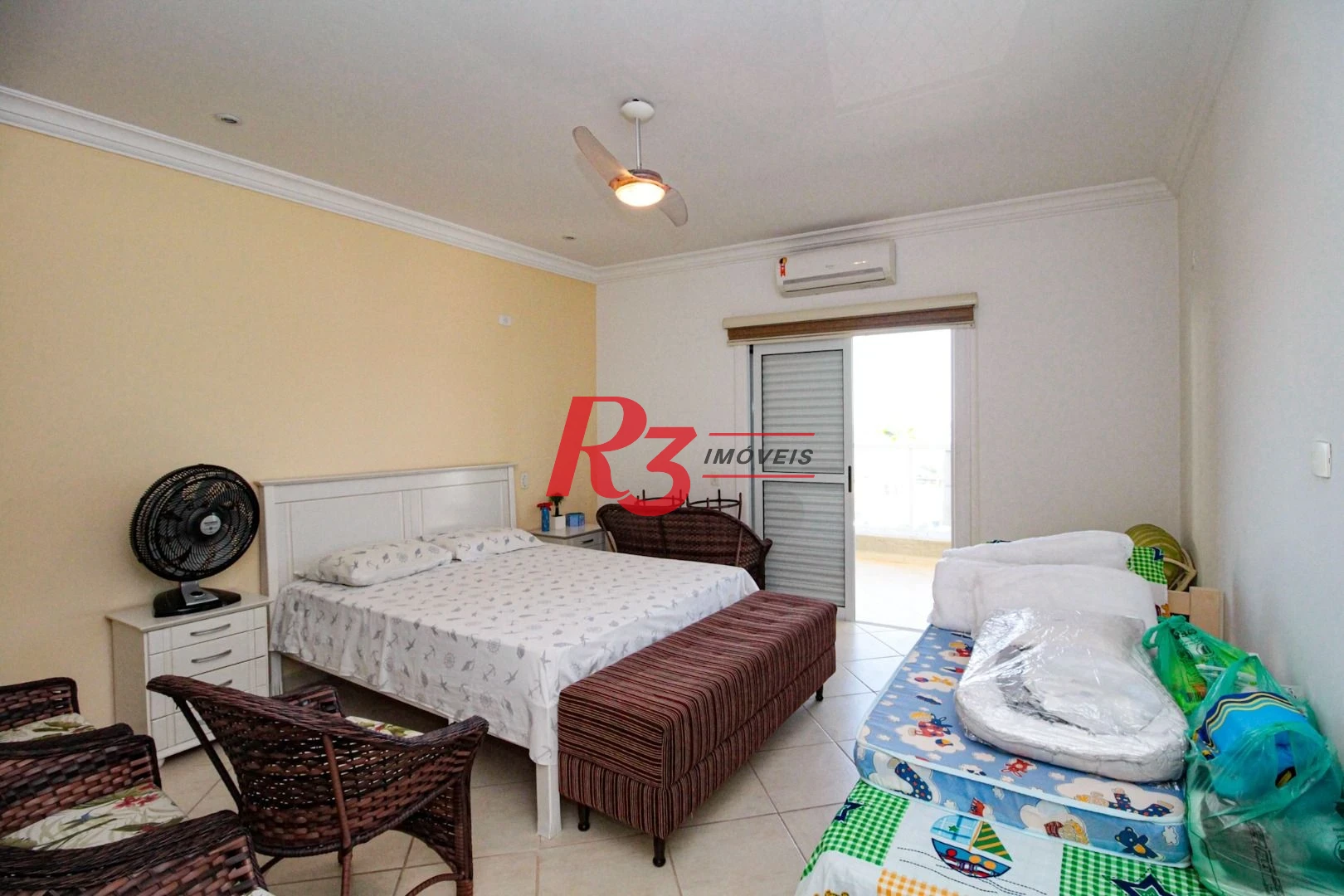 Sobrado à venda, 340 m² por R$ 3.200.000,00 - Loteamento João Batista Julião - Guarujá/SP