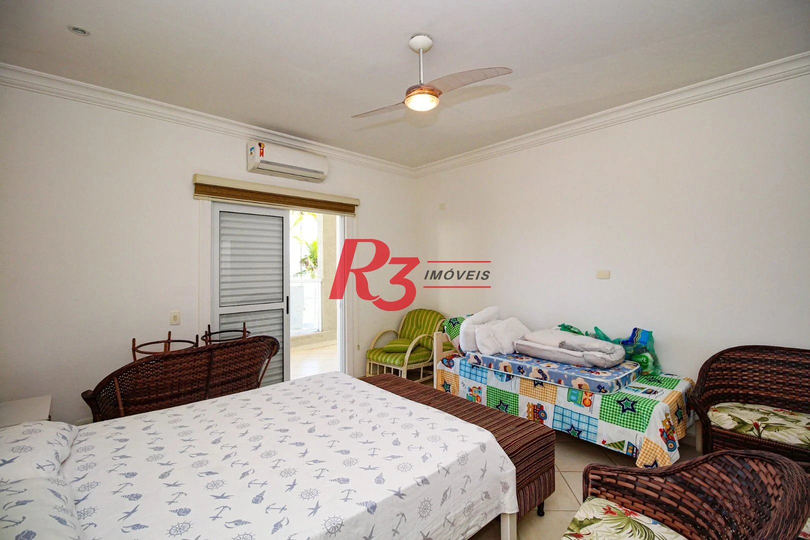 Sobrado à venda, 340 m² por R$ 3.200.000,00 - Loteamento João Batista Julião - Guarujá/SP