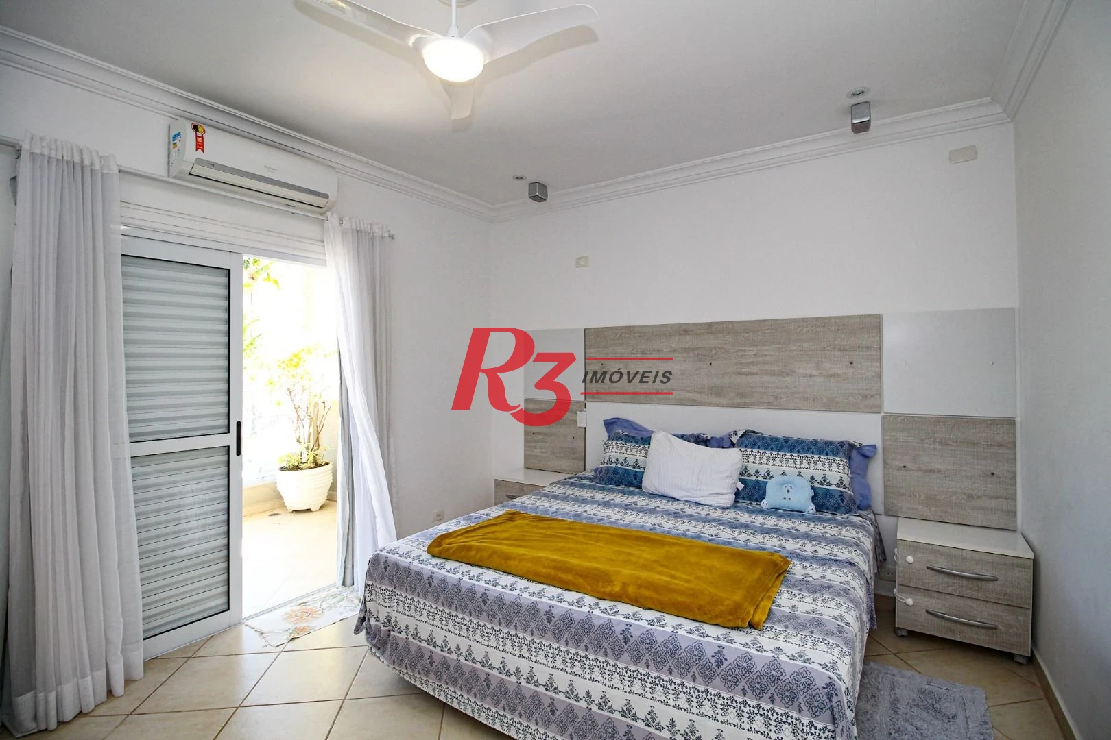 Sobrado à venda, 340 m² por R$ 3.200.000,00 - Loteamento João Batista Julião - Guarujá/SP
