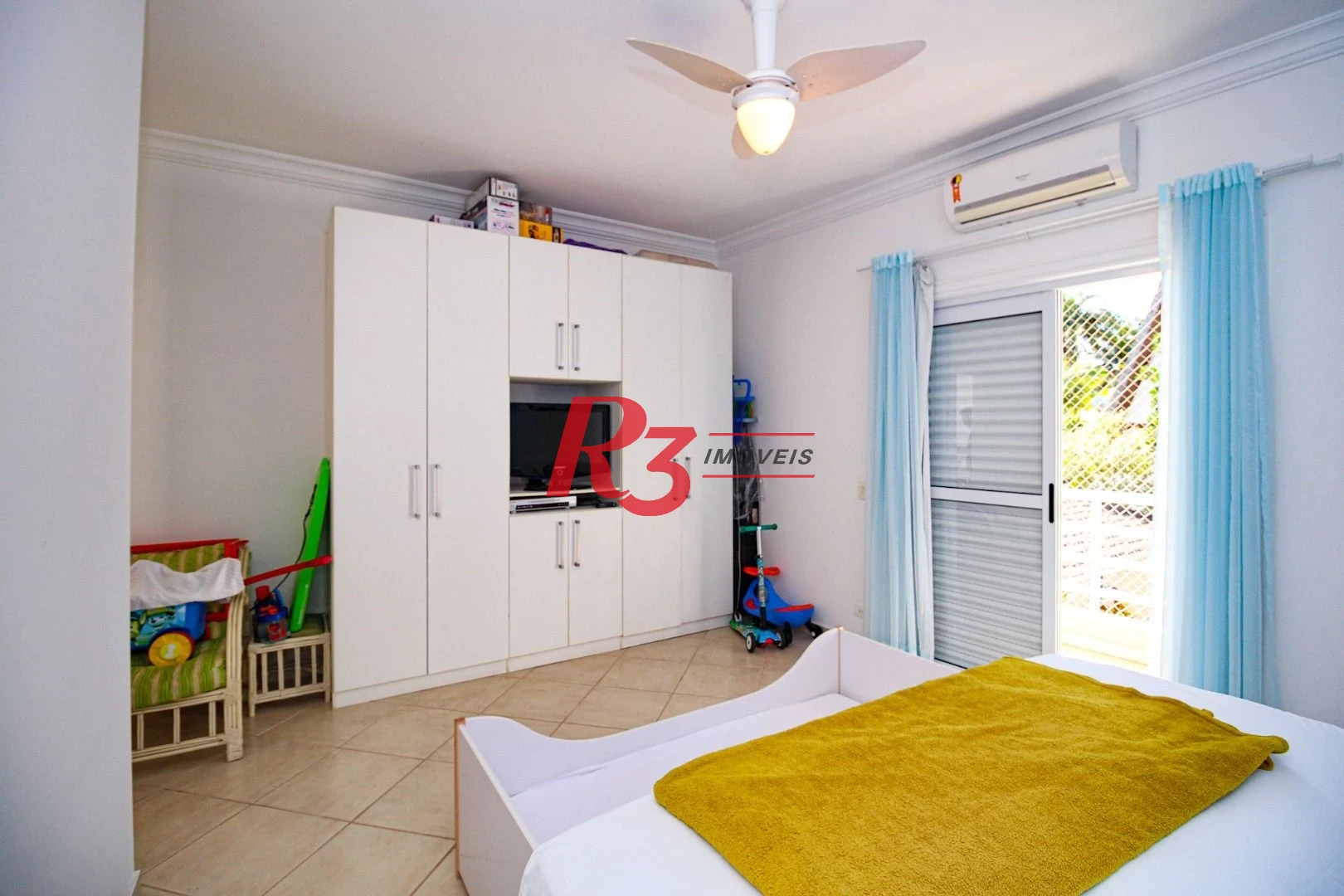 Sobrado à venda, 340 m² por R$ 3.200.000,00 - Loteamento João Batista Julião - Guarujá/SP