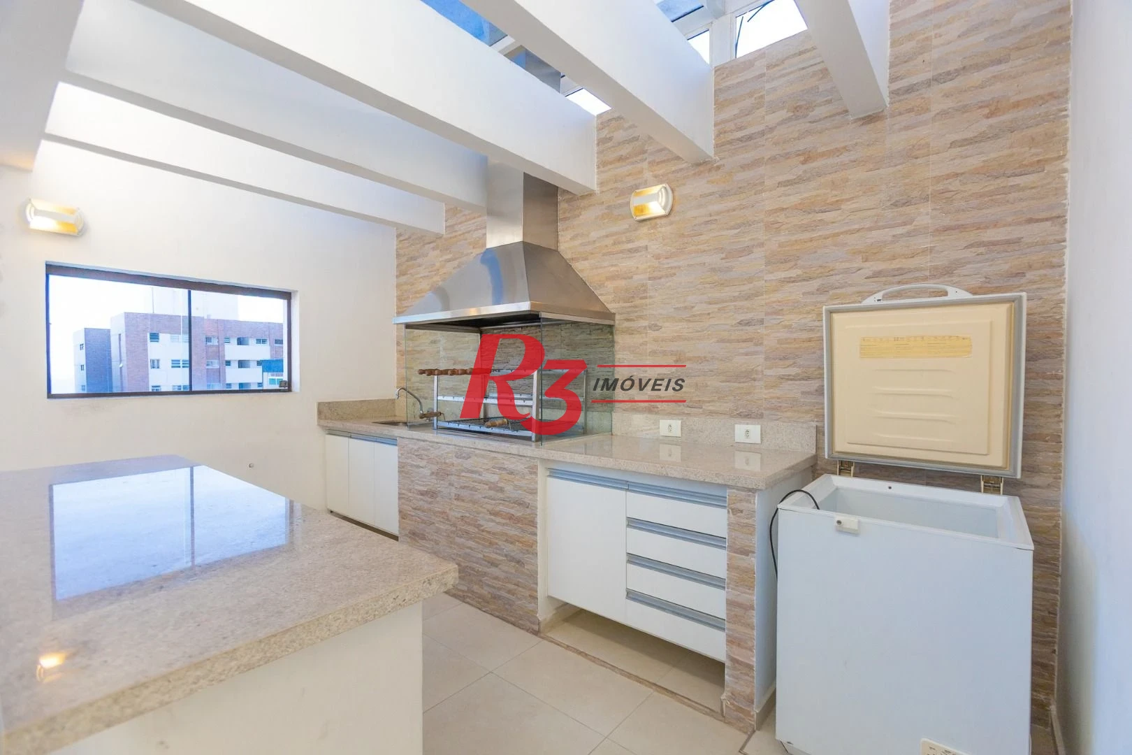 Apartamento com 3 dormitórios à venda, 196 m² por R$ 1.990.000,00 - Embaré - Santos/SP