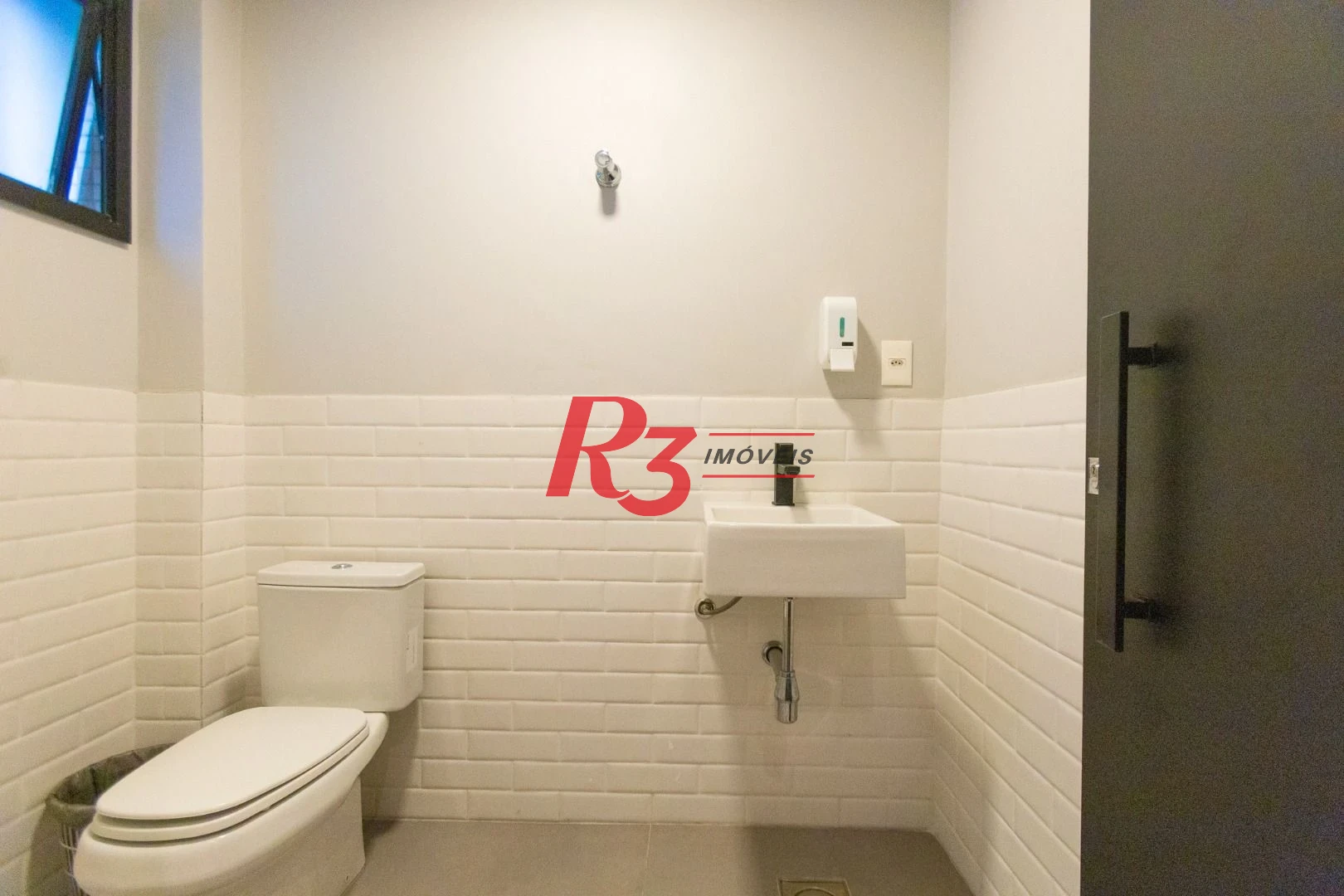 Apartamento com 3 dormitórios à venda, 196 m² por R$ 1.990.000,00 - Embaré - Santos/SP