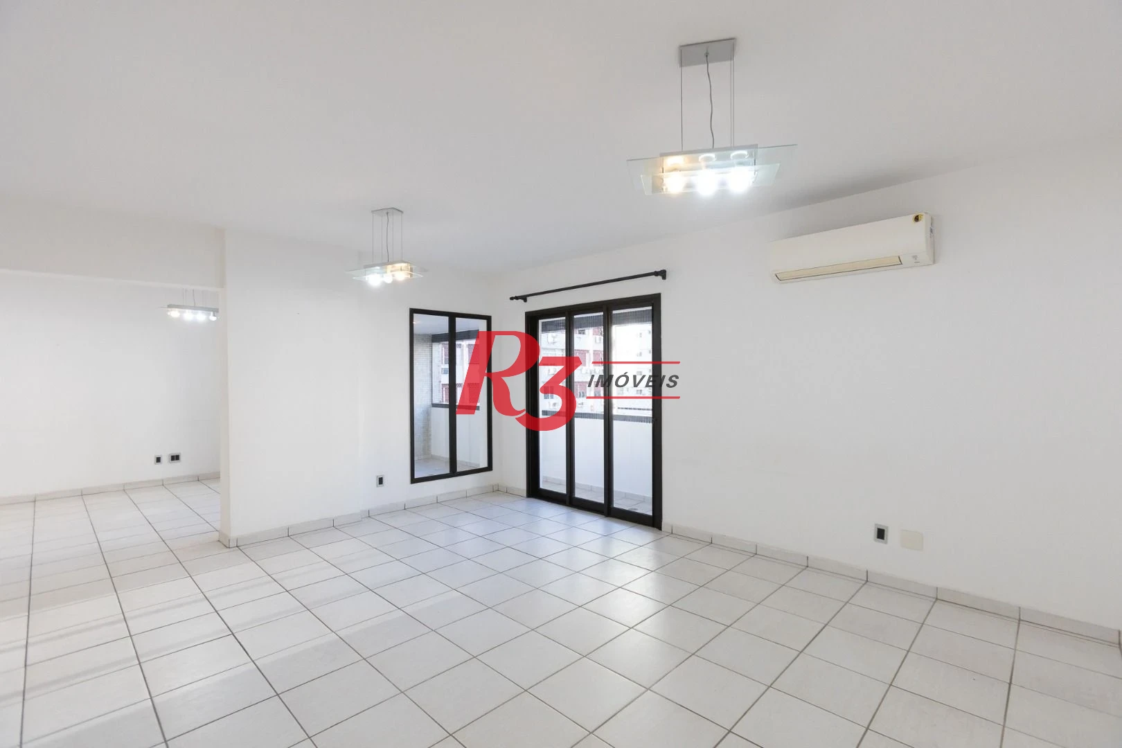 Apartamento com 3 dormitórios à venda, 196 m² por R$ 1.990.000,00 - Embaré - Santos/SP