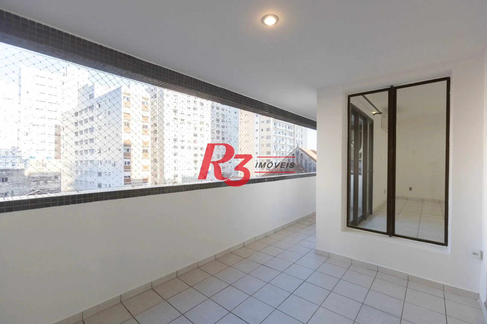 Apartamento com 3 dormitórios à venda, 196 m² por R$ 1.990.000,00 - Embaré - Santos/SP