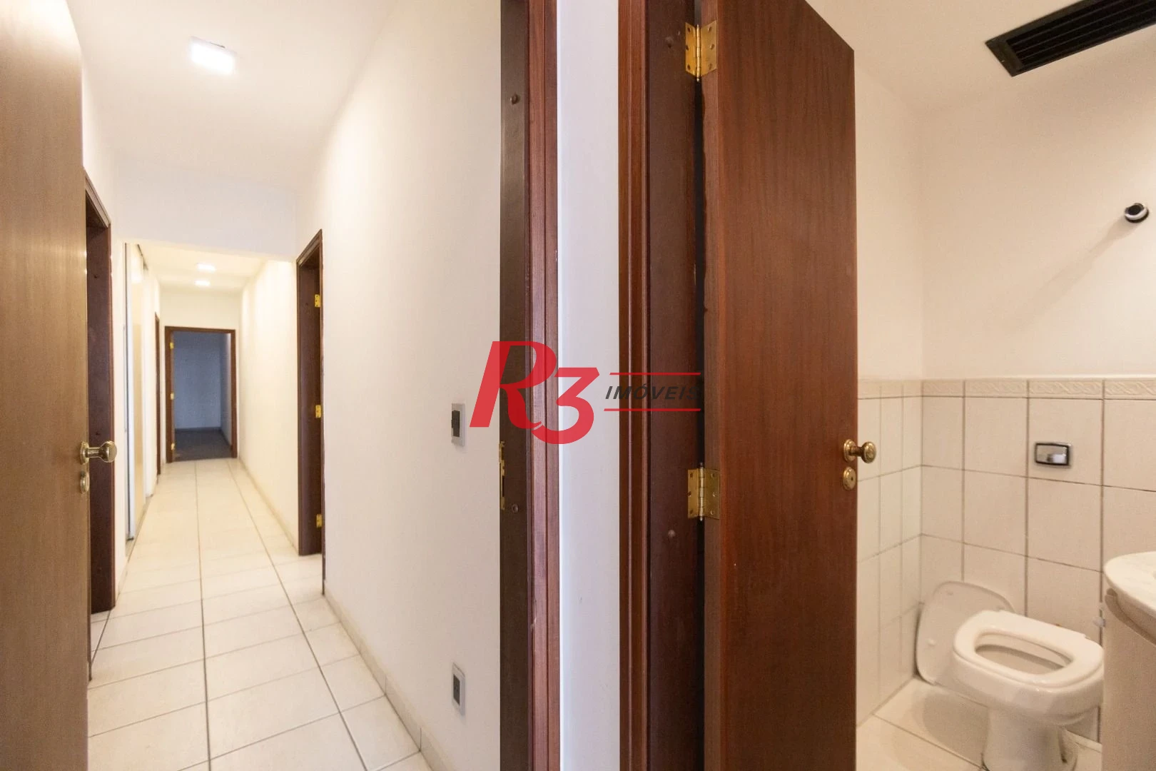 Apartamento com 3 dormitórios à venda, 196 m² por R$ 1.990.000,00 - Embaré - Santos/SP