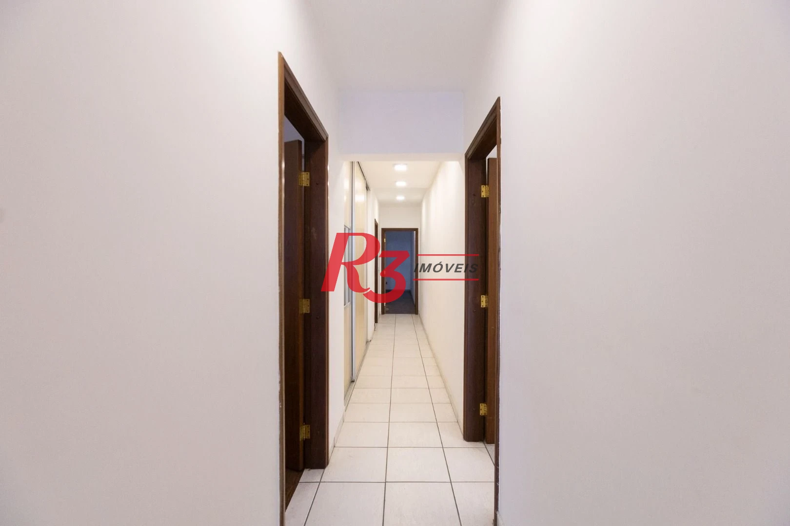 Apartamento com 3 dormitórios à venda, 196 m² por R$ 1.990.000,00 - Embaré - Santos/SP
