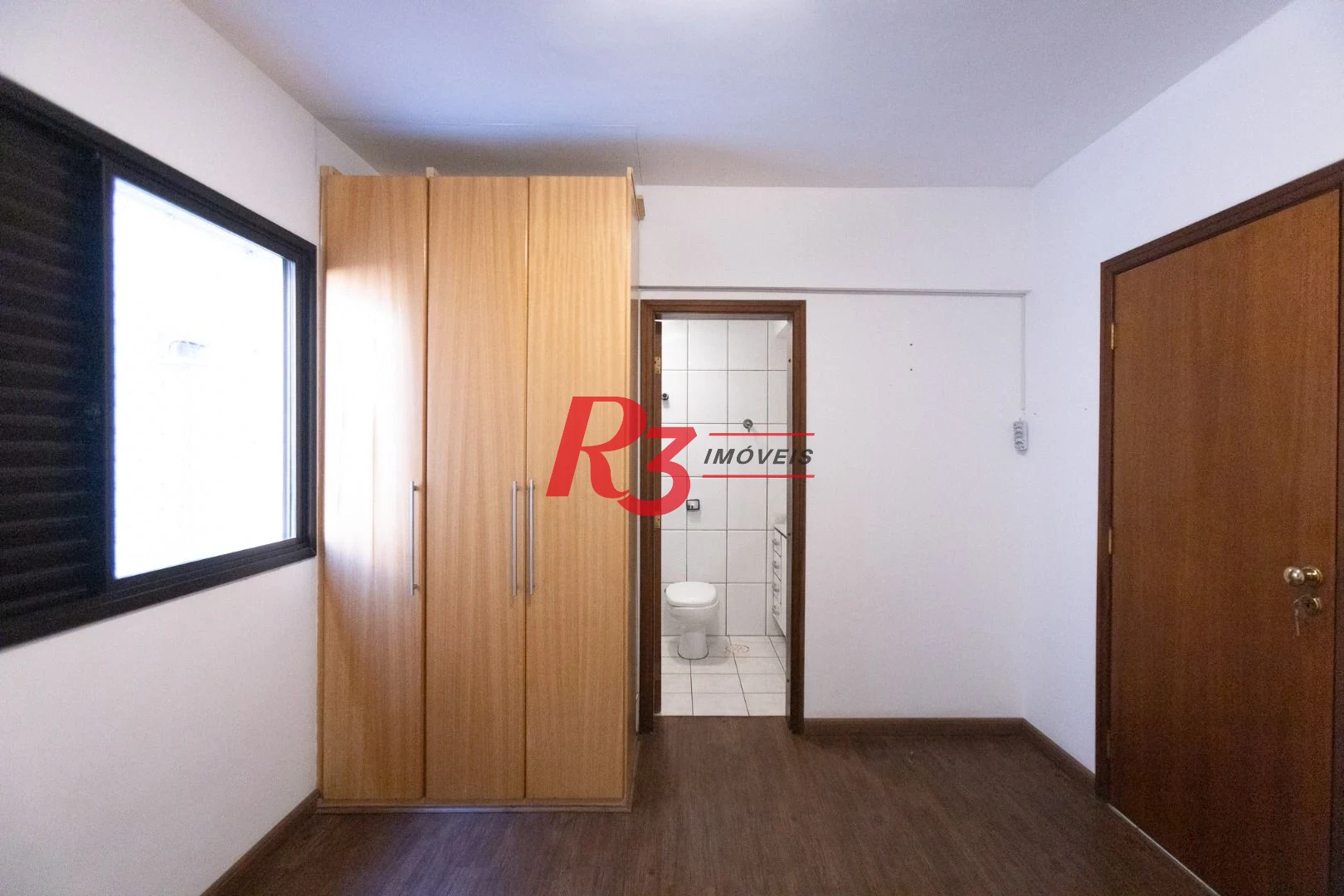 Apartamento com 3 dormitórios à venda, 196 m² por R$ 1.990.000,00 - Embaré - Santos/SP