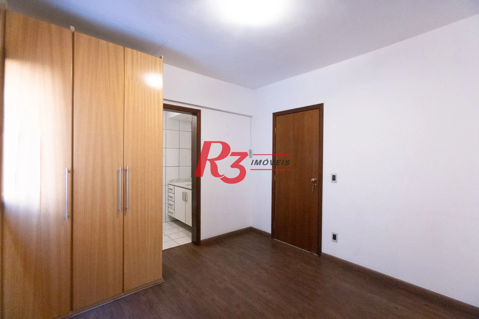 Apartamento com 3 dormitórios à venda, 196 m² por R$ 1.990.000,00 - Embaré - Santos/SP