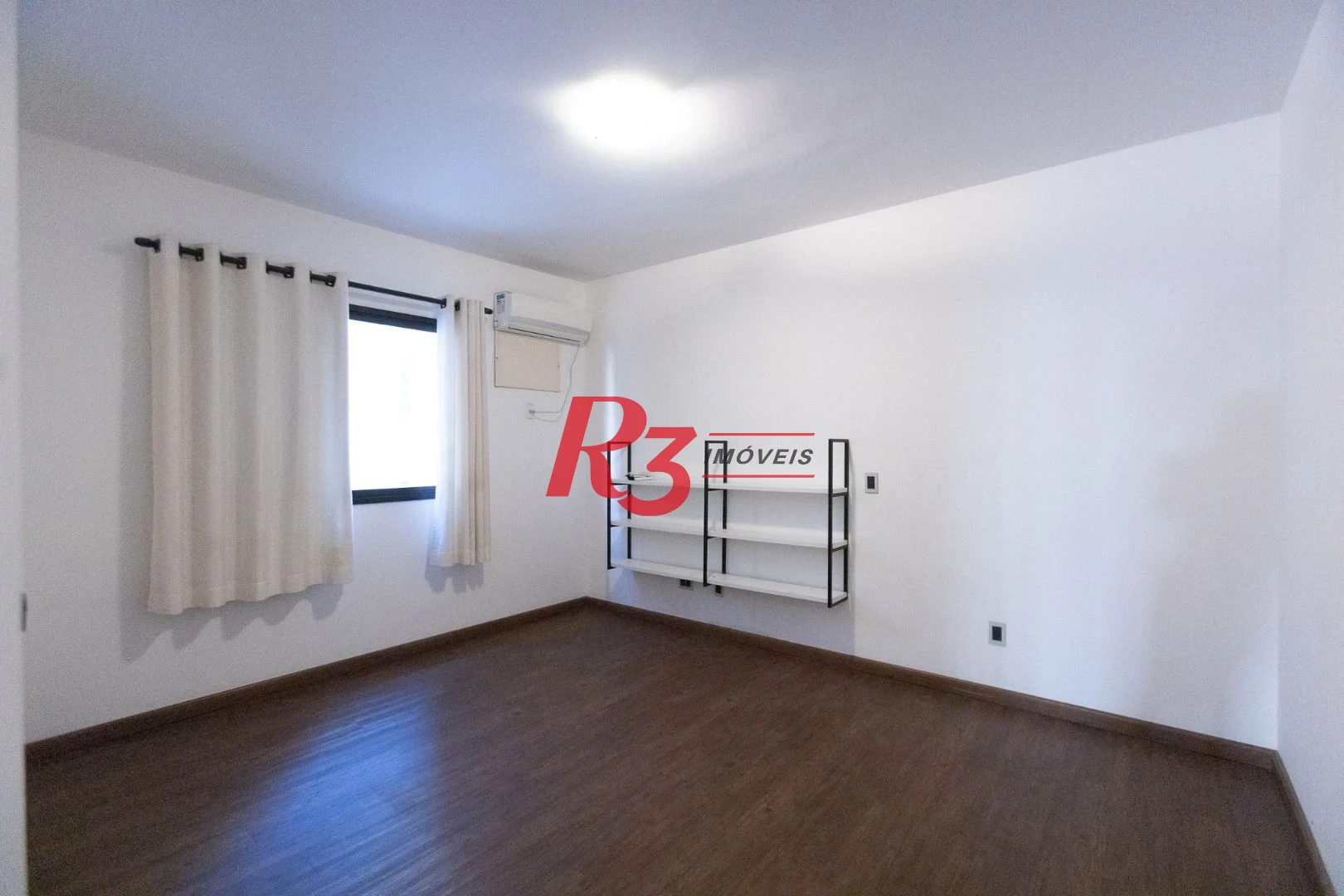 Apartamento com 3 dormitórios à venda, 196 m² por R$ 1.990.000,00 - Embaré - Santos/SP