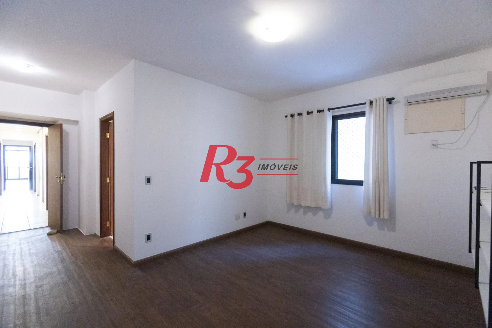 Apartamento com 3 dormitórios à venda, 196 m² por R$ 1.990.000,00 - Embaré - Santos/SP