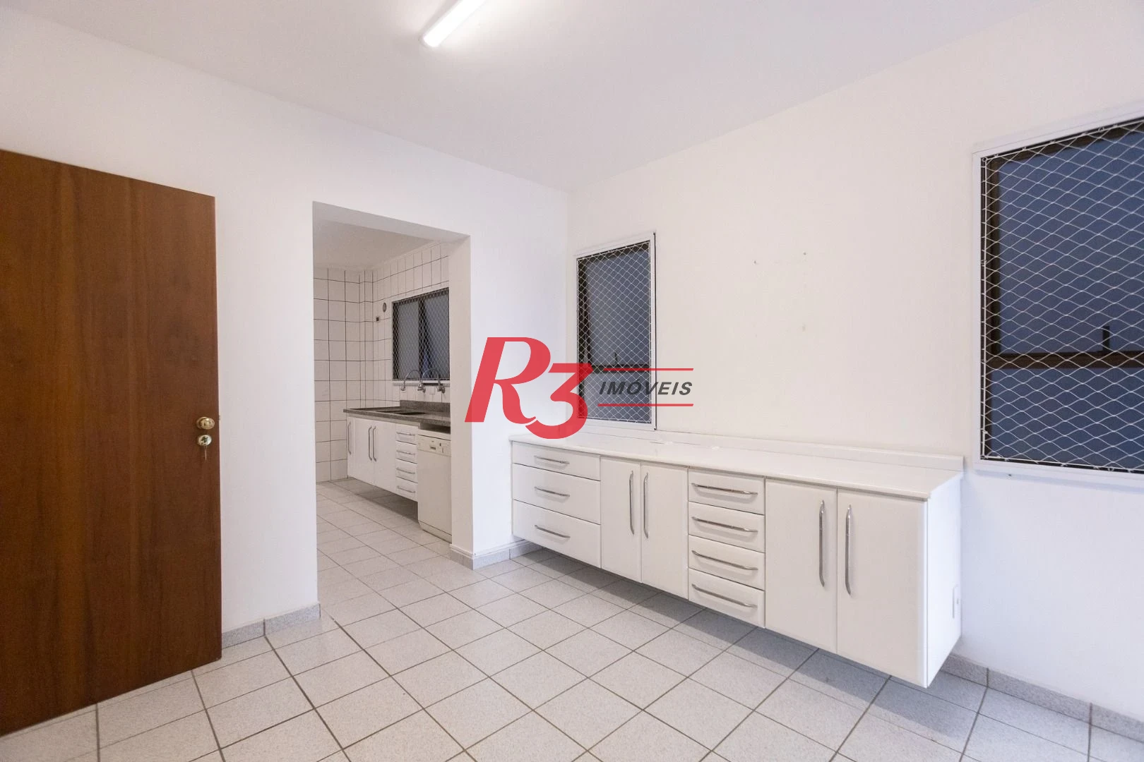 Apartamento com 3 dormitórios à venda, 196 m² por R$ 1.990.000,00 - Embaré - Santos/SP