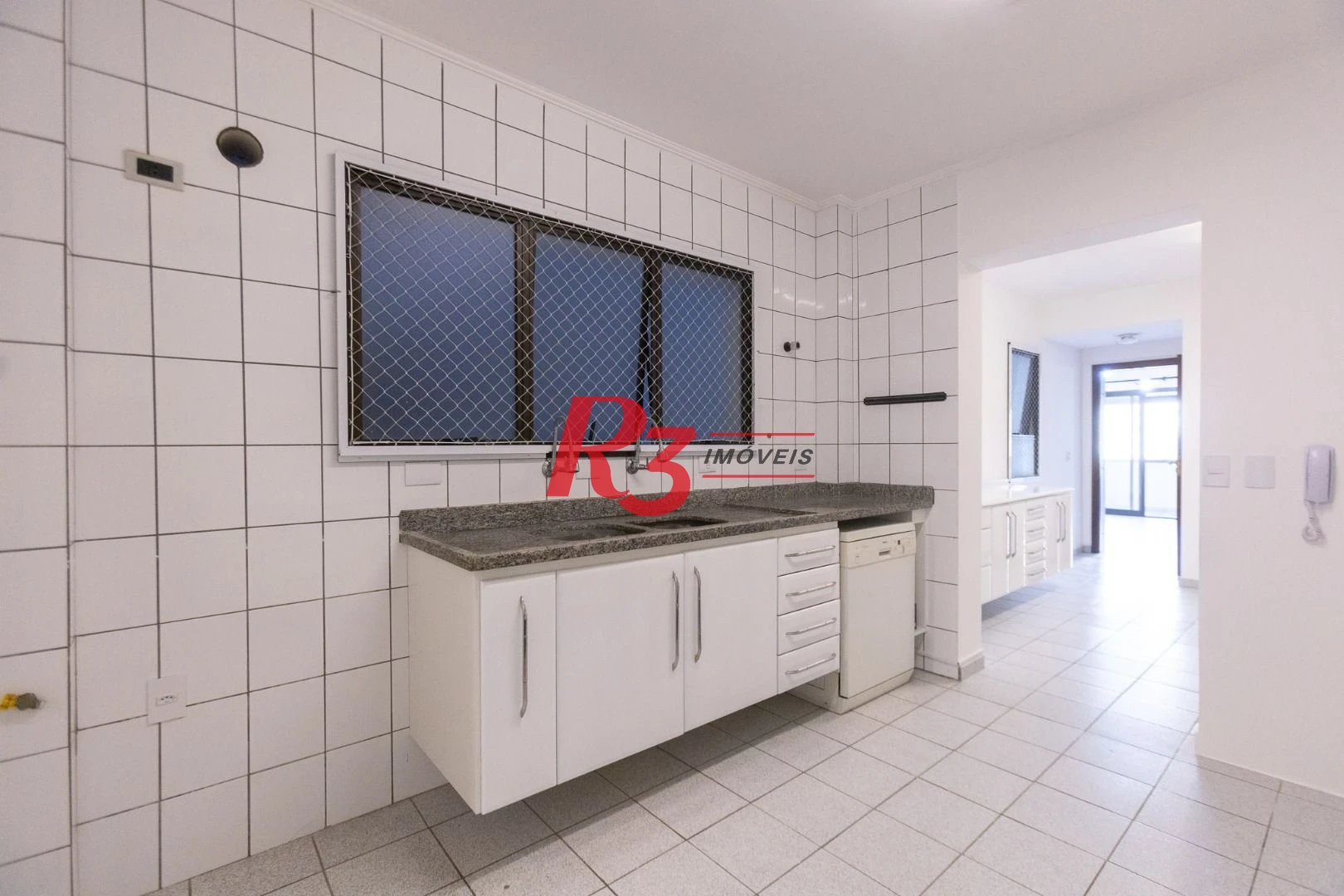 Apartamento com 3 dormitórios à venda, 196 m² por R$ 1.990.000,00 - Embaré - Santos/SP