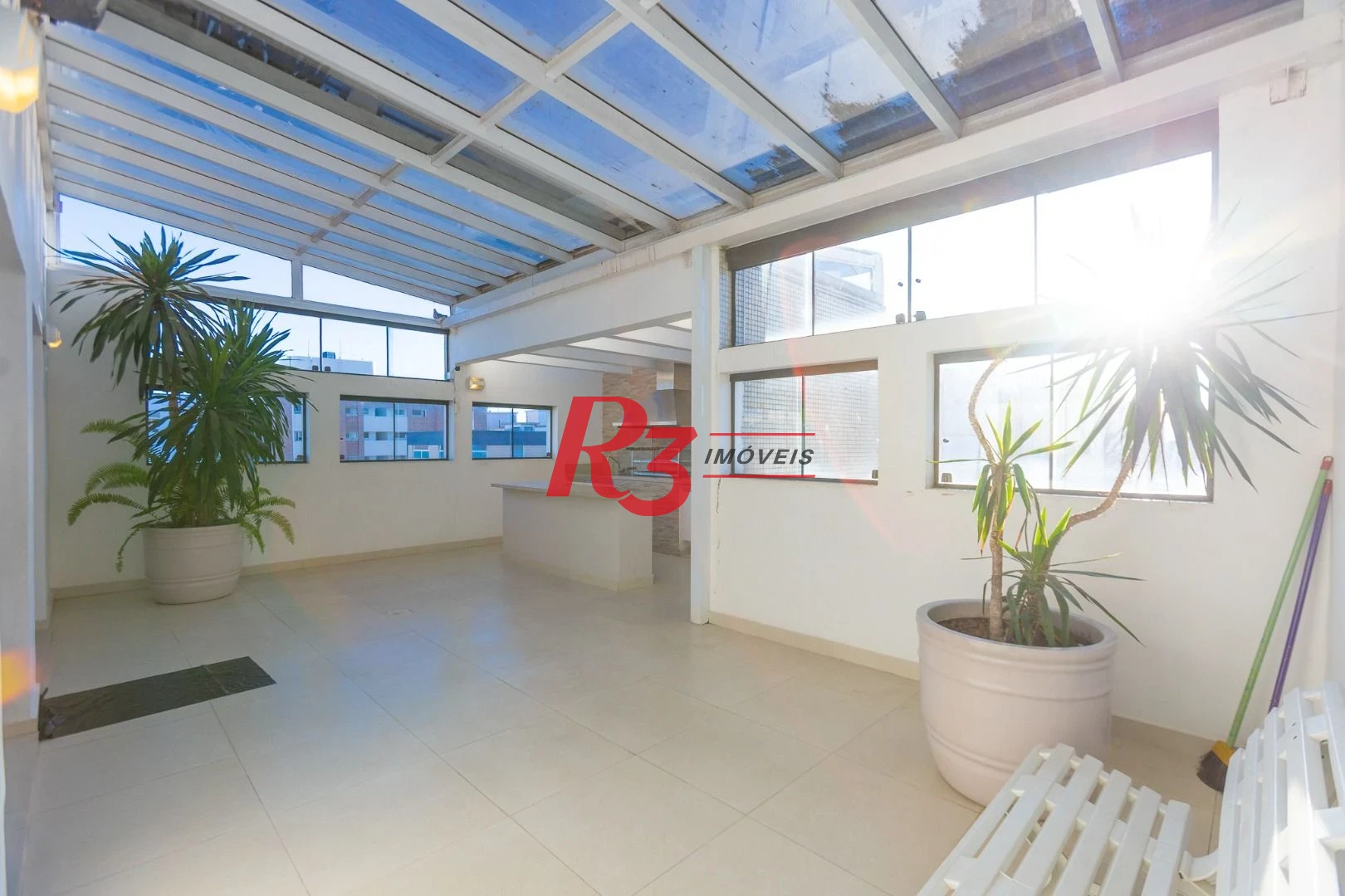 Apartamento com 3 dormitórios à venda, 196 m² por R$ 1.990.000,00 - Embaré - Santos/SP