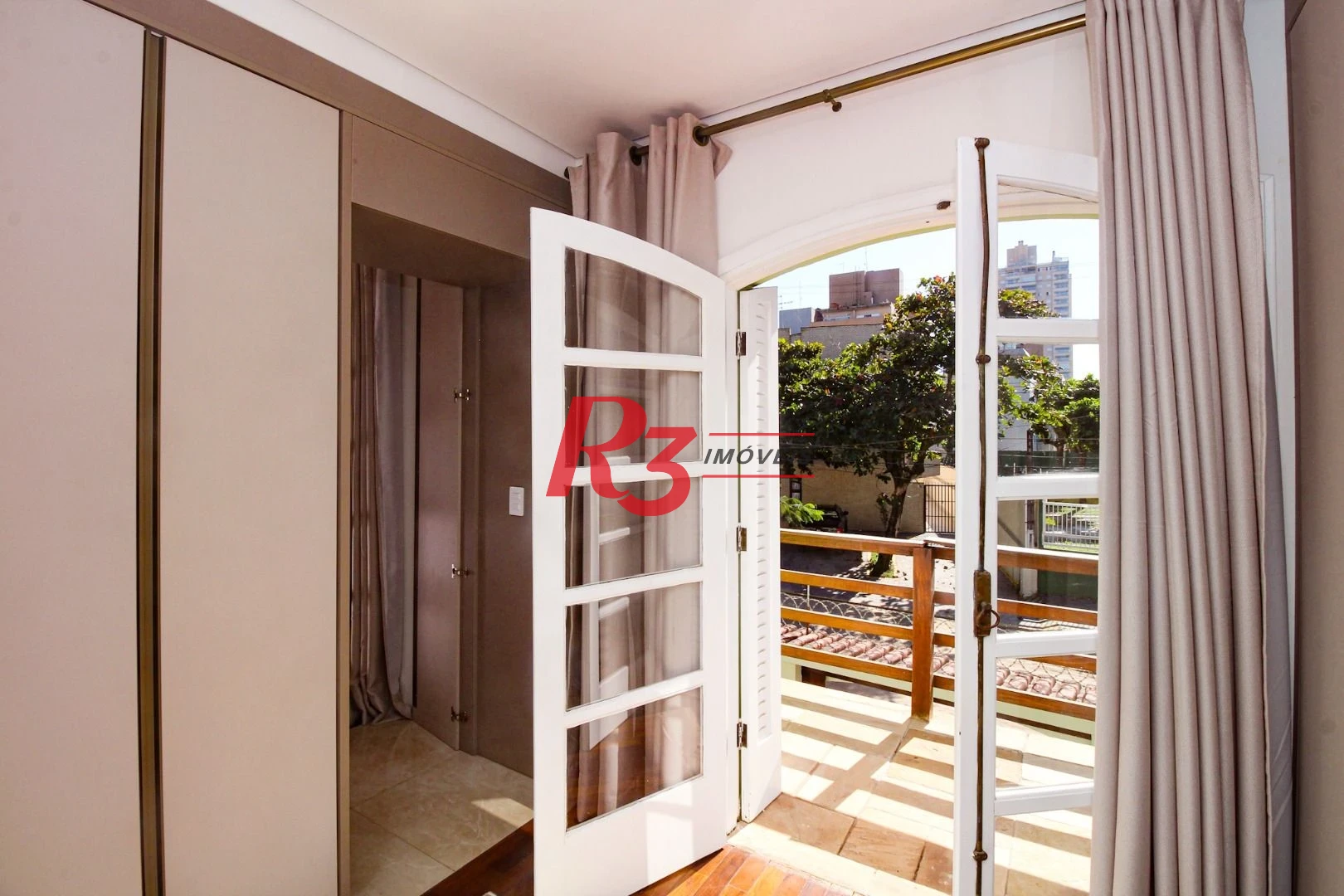 Casa à venda, 280 m² por R$ 980.000,00 - Enseada - Guarujá/SP