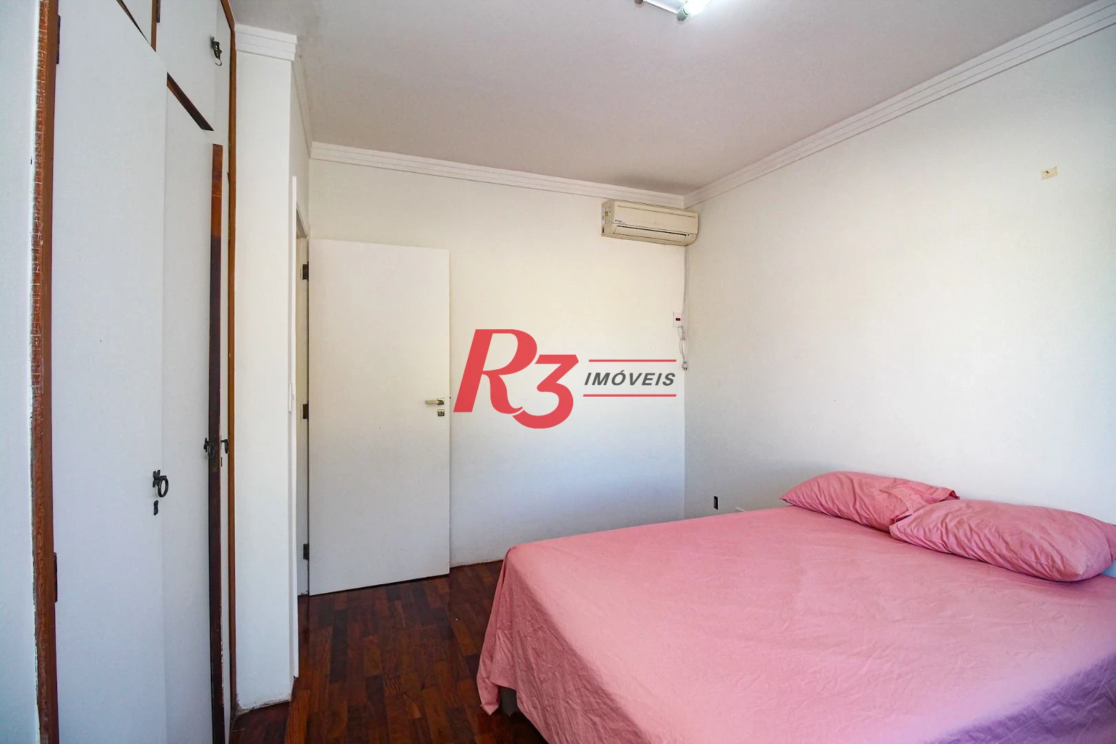 Casa à venda, 280 m² por R$ 980.000,00 - Enseada - Guarujá/SP