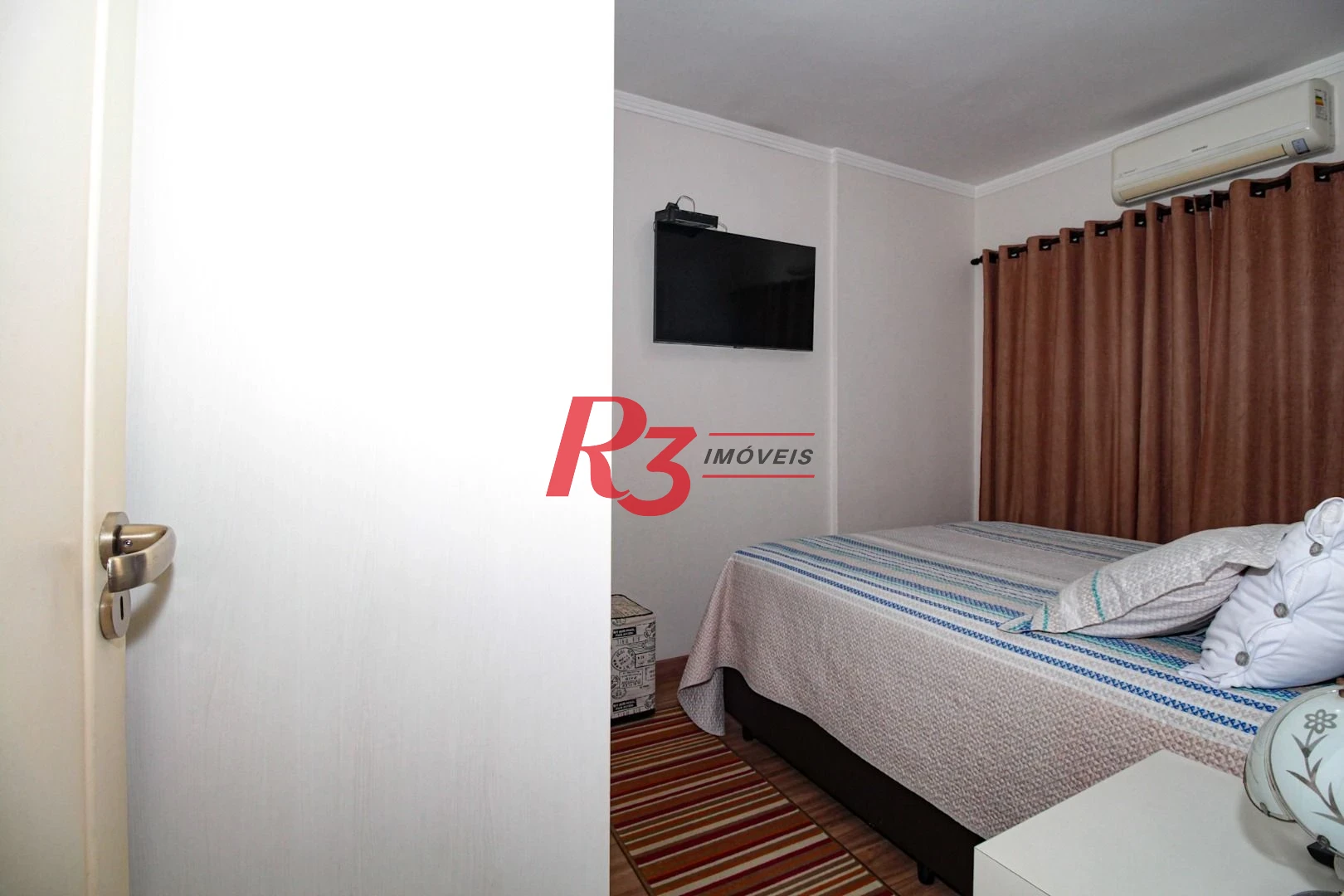 Apartamento com 2 dormitórios à venda, 82 m² por R$ 580.000,00 - Campo Grande - Santos/SP