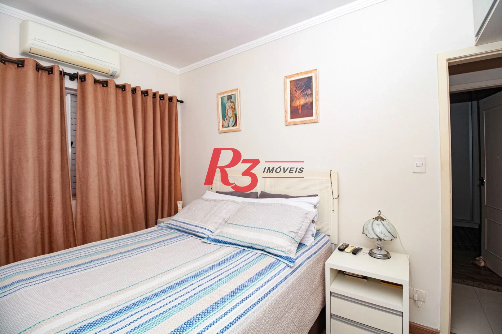 Apartamento com 2 dormitórios à venda, 82 m² por R$ 580.000,00 - Campo Grande - Santos/SP