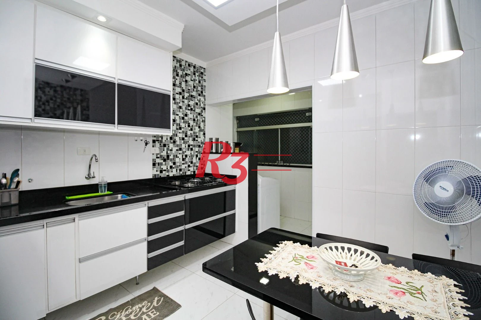 Apartamento com 2 dormitórios à venda, 82 m² por R$ 580.000,00 - Campo Grande - Santos/SP