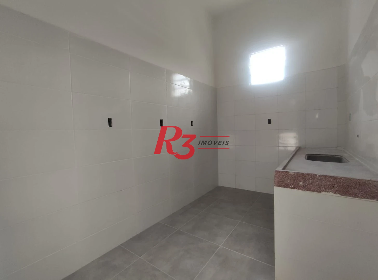 Excelente sala comercial com 400m2 de área