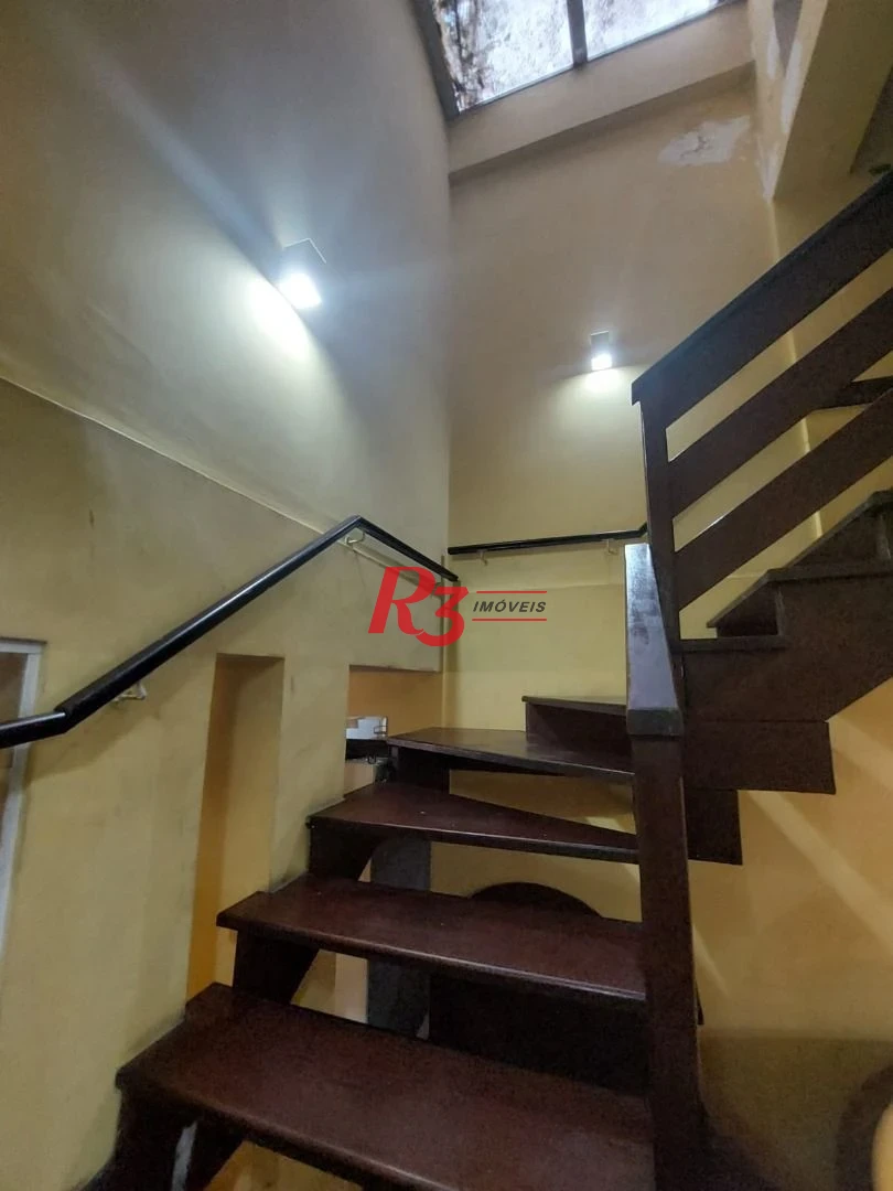 Casa com 3 dormitórios à venda, 224 m² por R$ 1.550.000,00 - Boqueirão - Santos/SP
