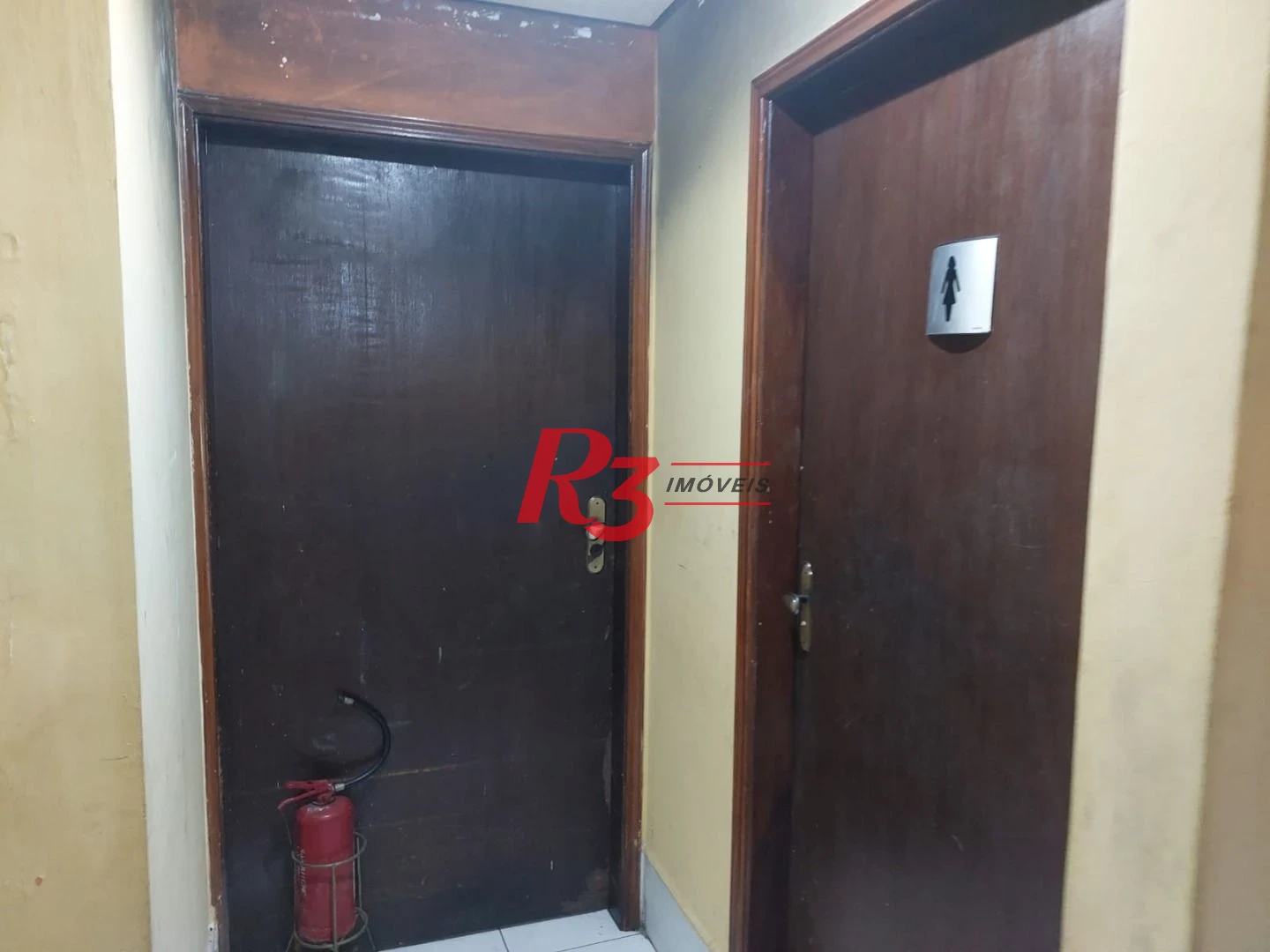 Casa com 3 dormitórios à venda, 224 m² por R$ 1.550.000,00 - Boqueirão - Santos/SP