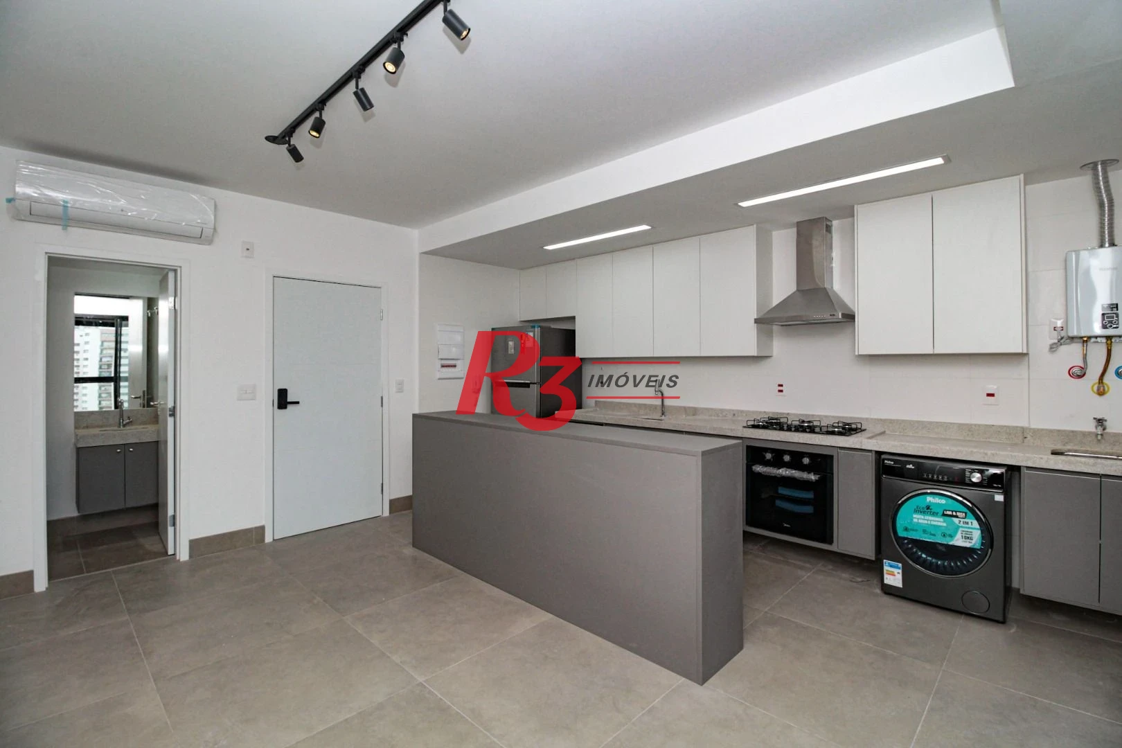 Apartamento com 2 dormitórios à venda, 83 m² por R$ 1.300.000,00 - Boqueirão - Santos/SP