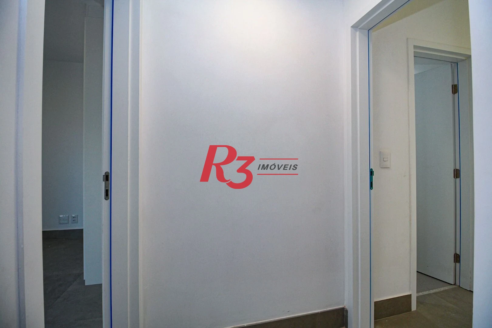 Apartamento com 2 dormitórios à venda, 83 m² por R$ 1.300.000,00 - Boqueirão - Santos/SP