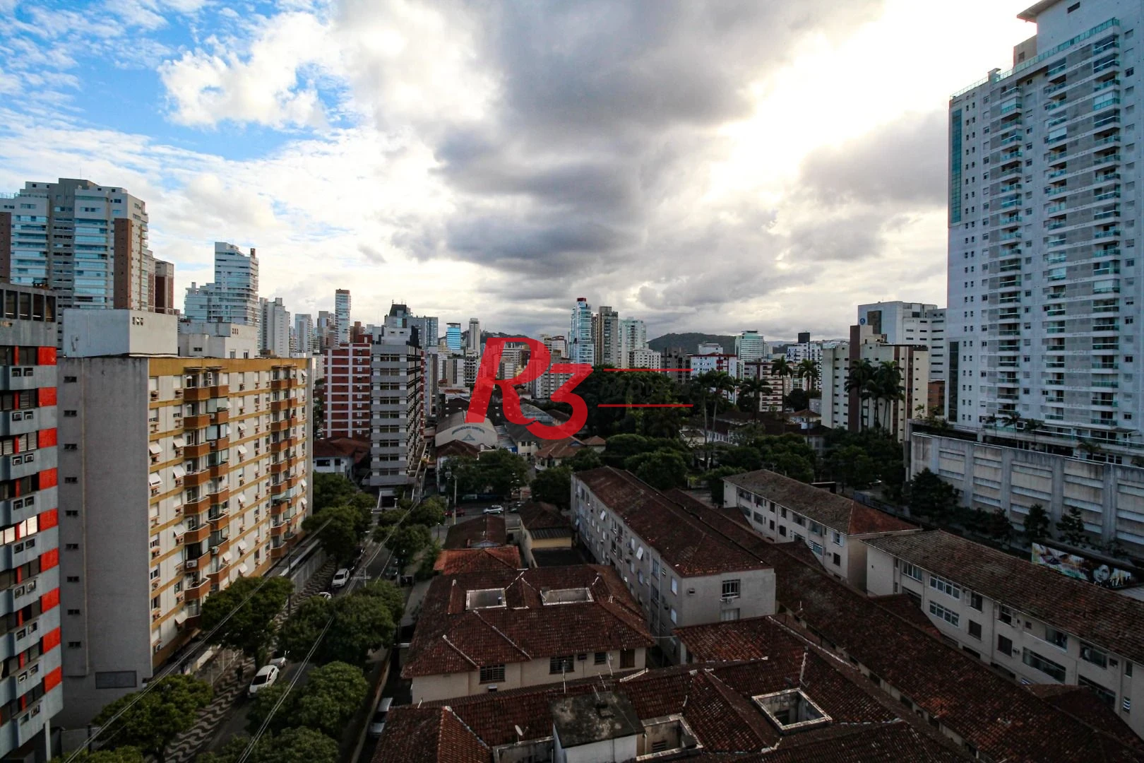 Apartamento com 2 dormitórios à venda, 83 m² por R$ 1.300.000,00 - Boqueirão - Santos/SP