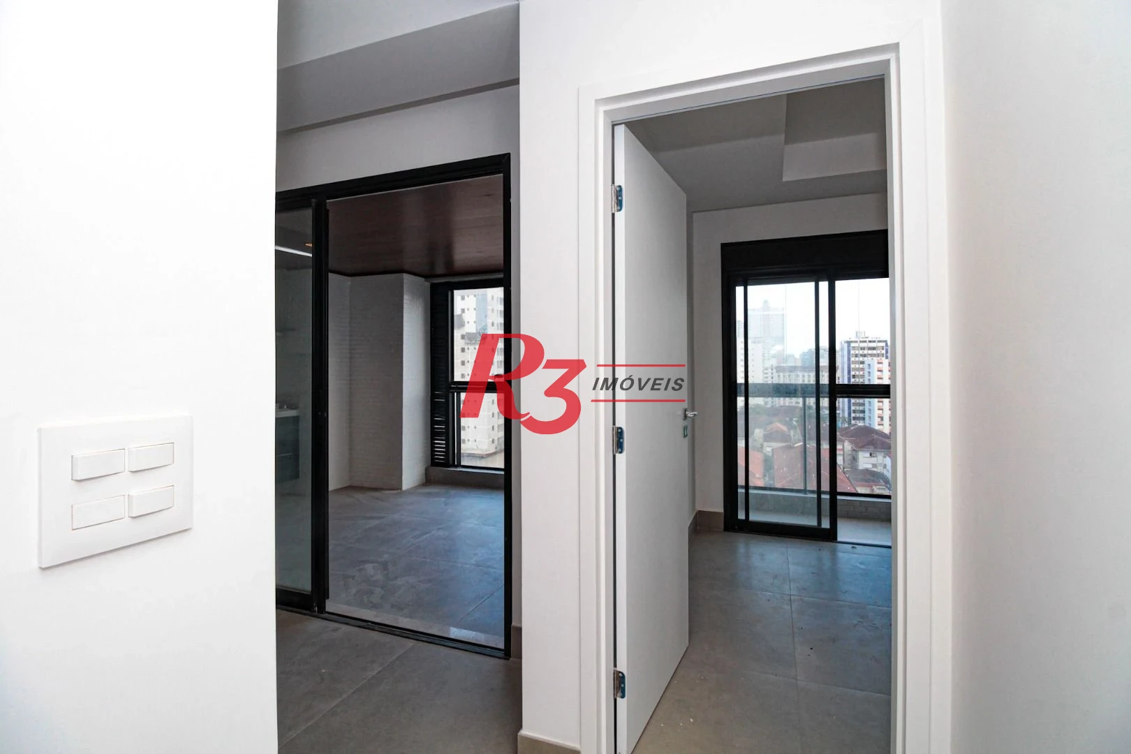 Apartamento com 2 dormitórios à venda, 83 m² por R$ 1.300.000,00 - Boqueirão - Santos/SP