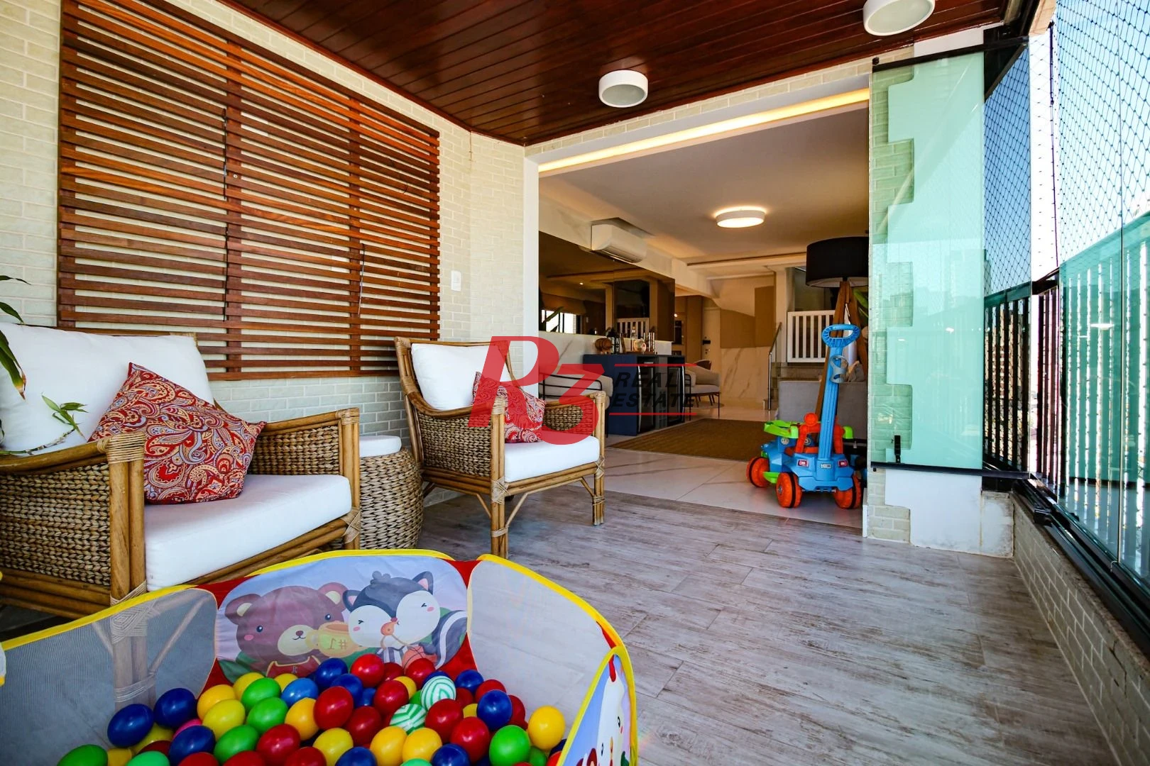 Cobertura à venda, 292 m² por R$ 3.900.000,00 - Pompéia - Santos/SP
