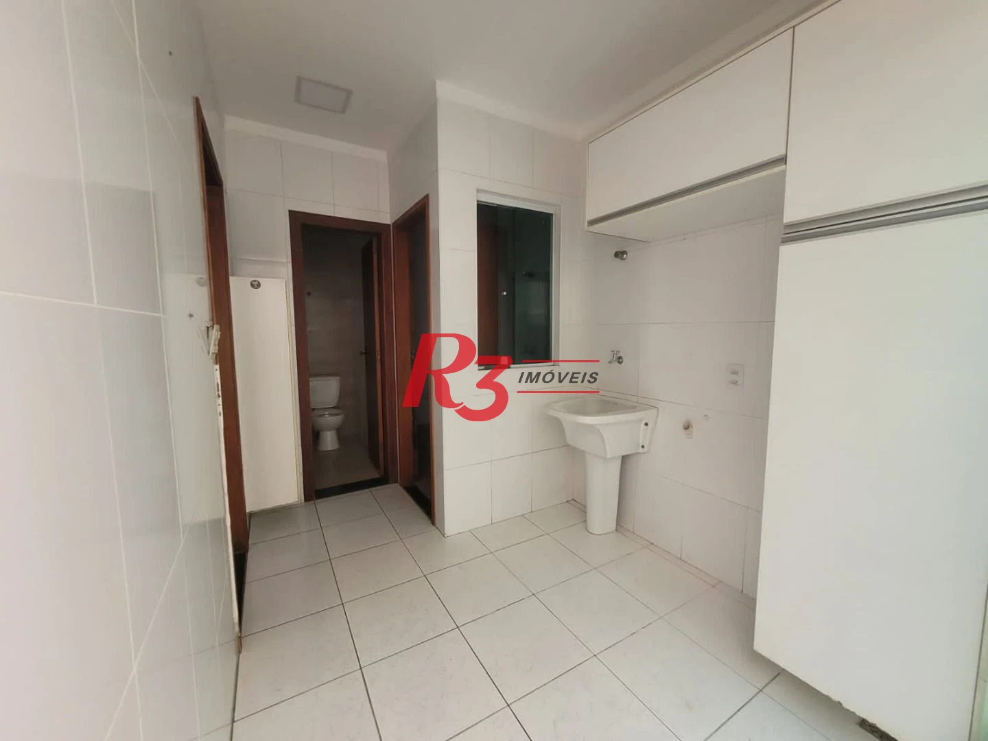Casa com 3 dormitórios à venda, 160 m² por R$ 1.000.000,00 - Estuário - Santos/SP