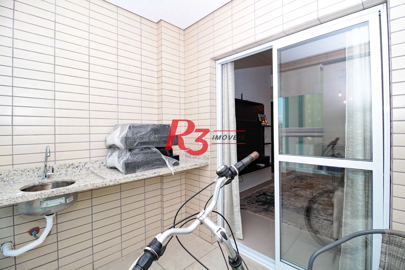Apartamento à venda, 69 m² por R$ 750.000,00 - Itararé - São Vicente/SP
