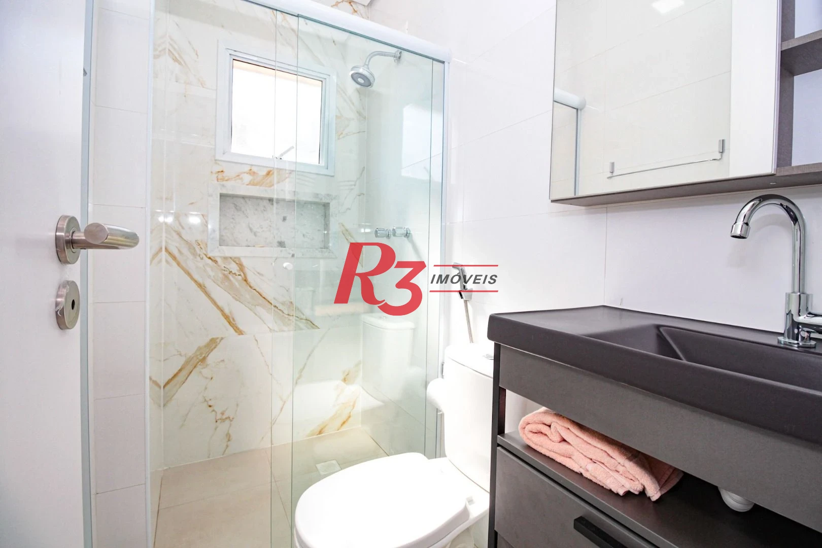 Apartamento à venda, 69 m² por R$ 750.000,00 - Itararé - São Vicente/SP