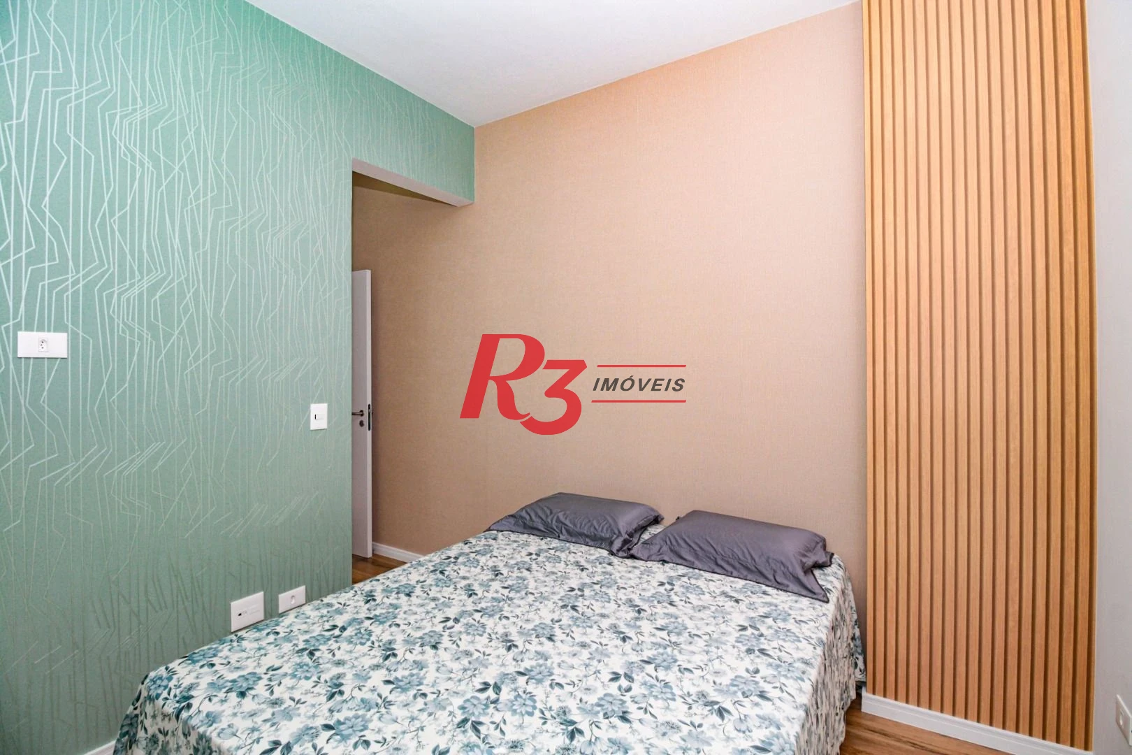 Apartamento à venda, 69 m² por R$ 750.000,00 - Itararé - São Vicente/SP