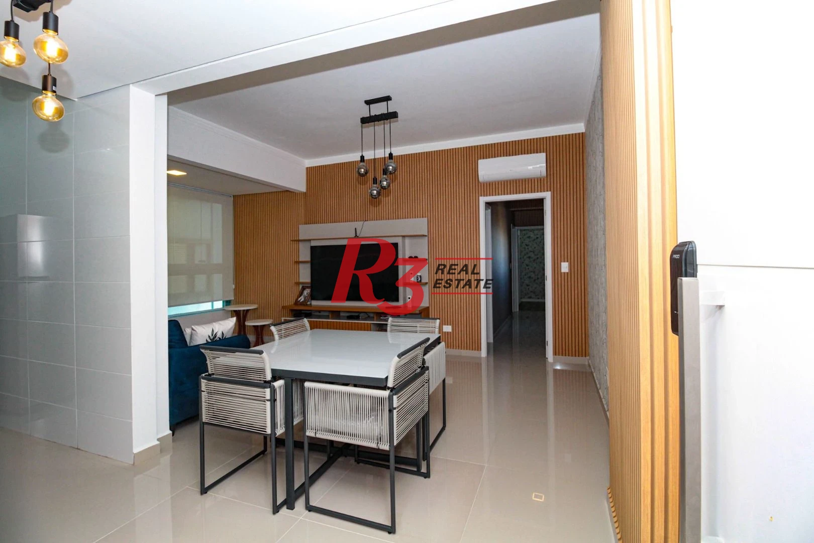 Apartamento à venda, 108 m² por R$ 950.000,00 - Itararé - São Vicente/SP