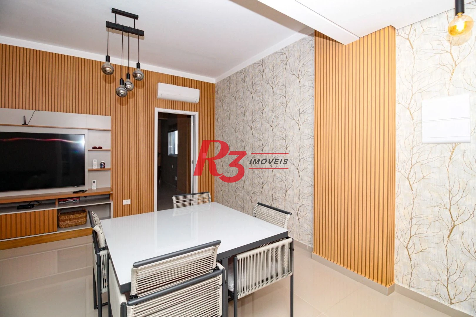 Apartamento à venda, 108 m² por R$ 950.000,00 - Itararé - São Vicente/SP