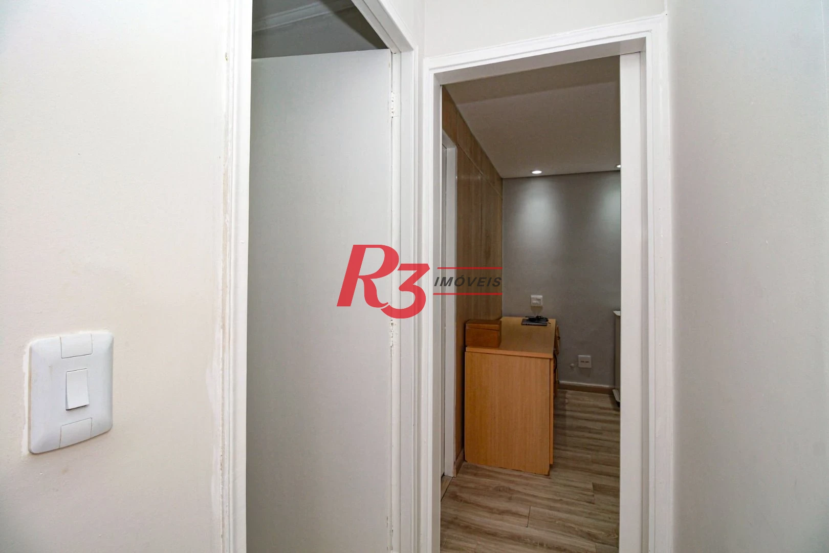 Sala para alugar, 20 m² por R$ 2.500,00/mês - Gonzaga - Santos/SP