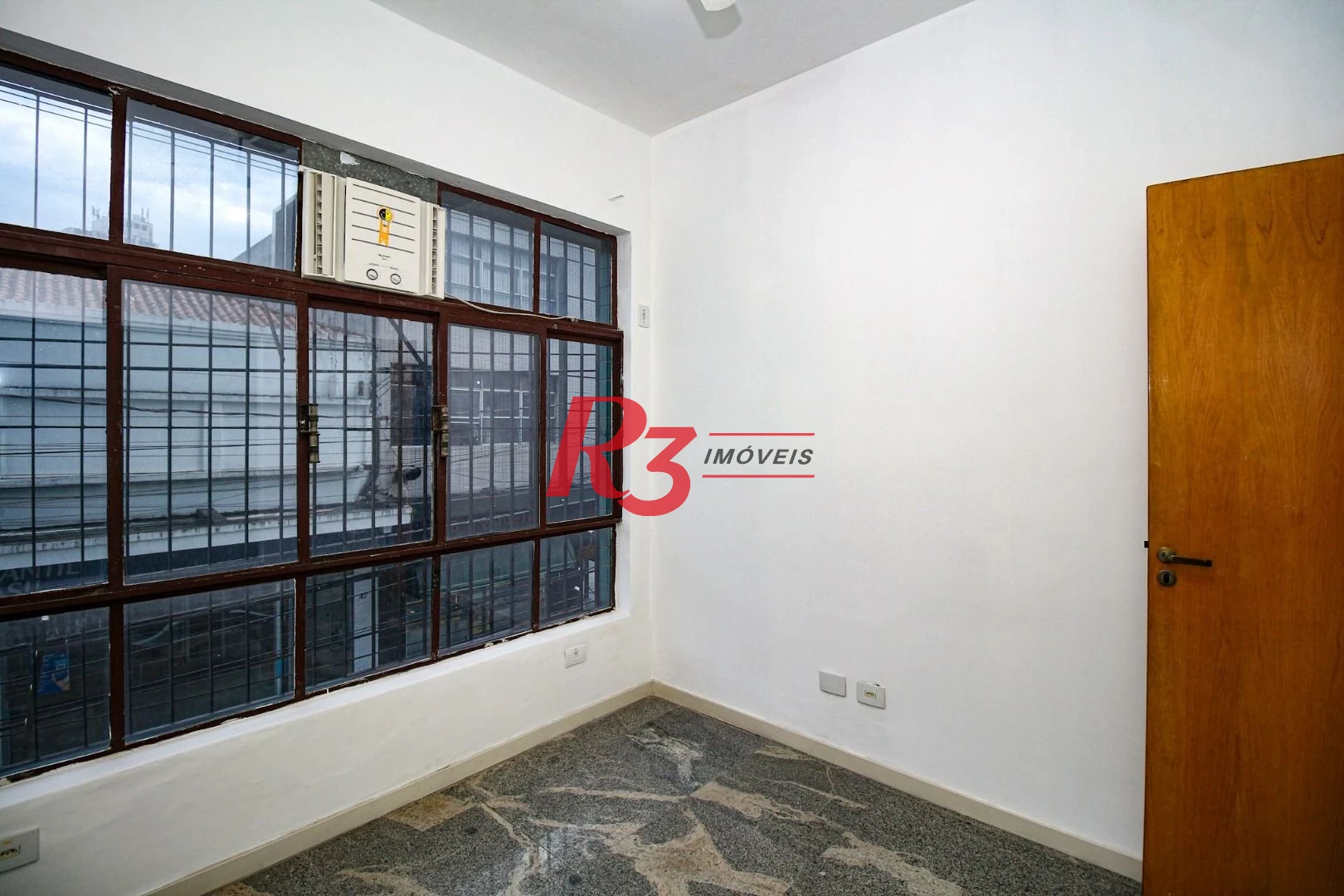 Sala, 47 m² - venda por R$ 237.000,00 ou aluguel por R$ 2.317,00/mês - Centro - Santos/SP