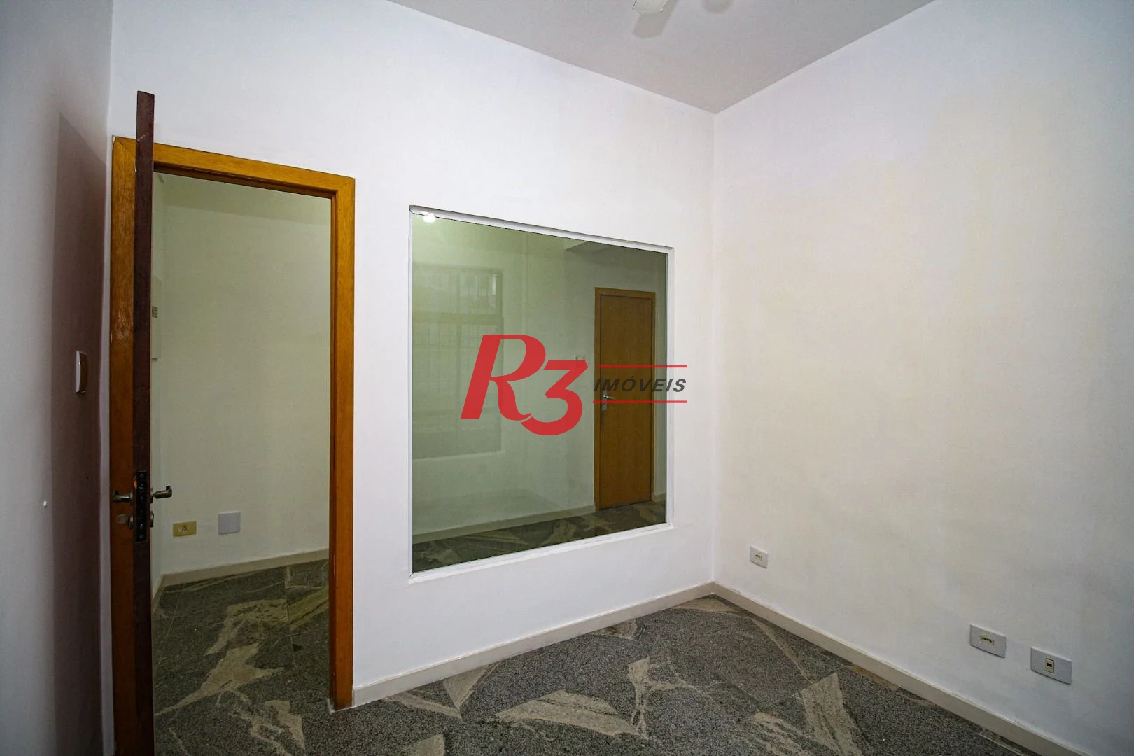Sala, 47 m² - venda por R$ 237.000,00 ou aluguel por R$ 2.317,00/mês - Centro - Santos/SP