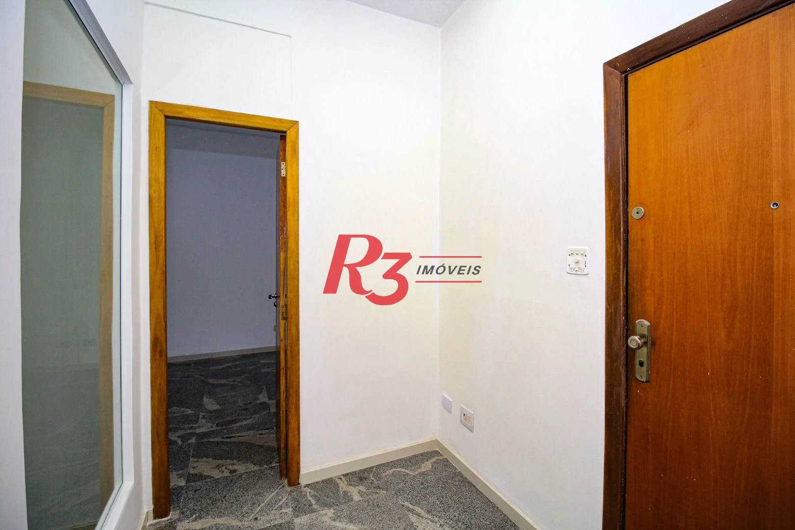 Sala, 47 m² - venda por R$ 237.000,00 ou aluguel por R$ 2.317,00/mês - Centro - Santos/SP