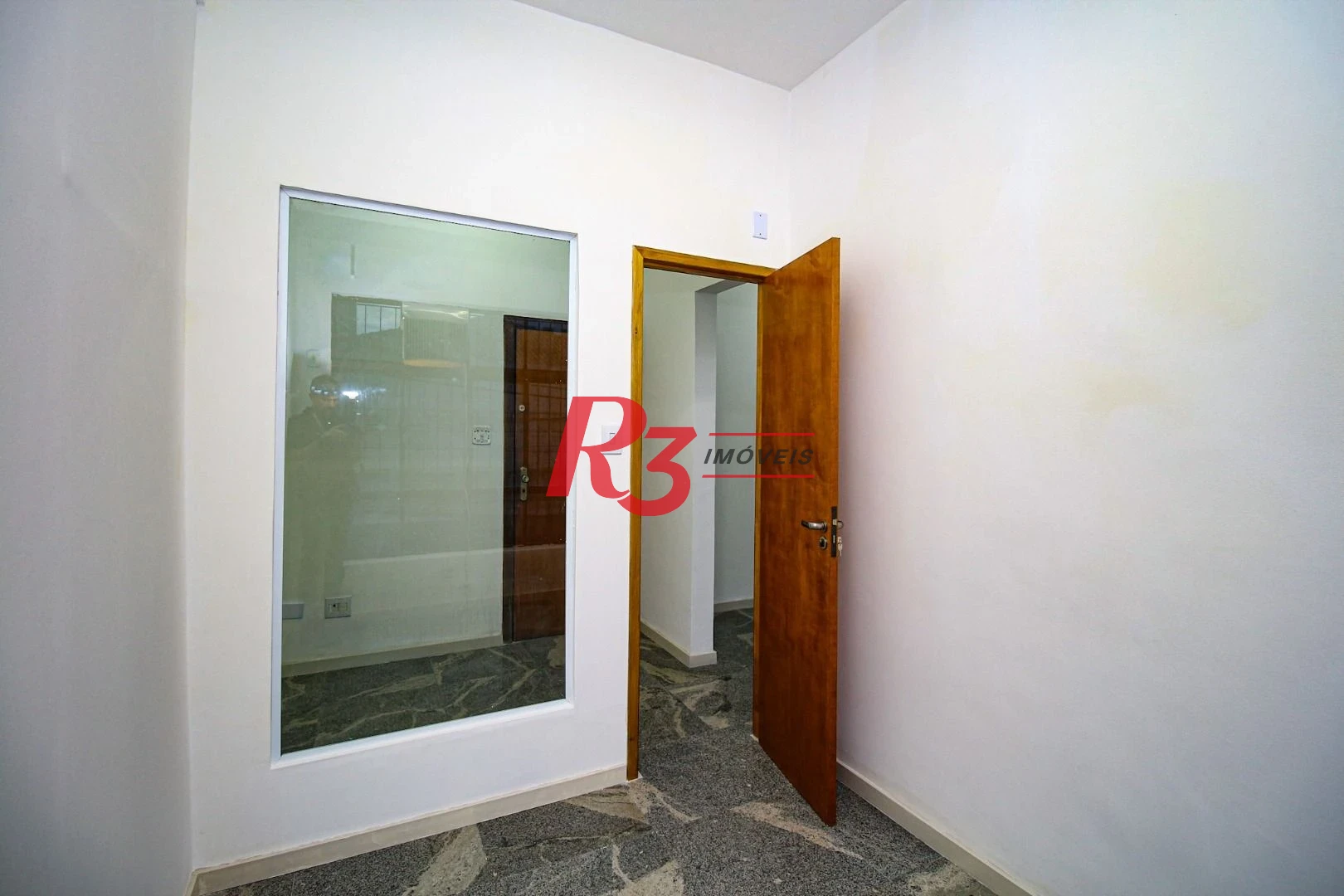 Sala, 47 m² - venda por R$ 237.000,00 ou aluguel por R$ 2.317,00/mês - Centro - Santos/SP